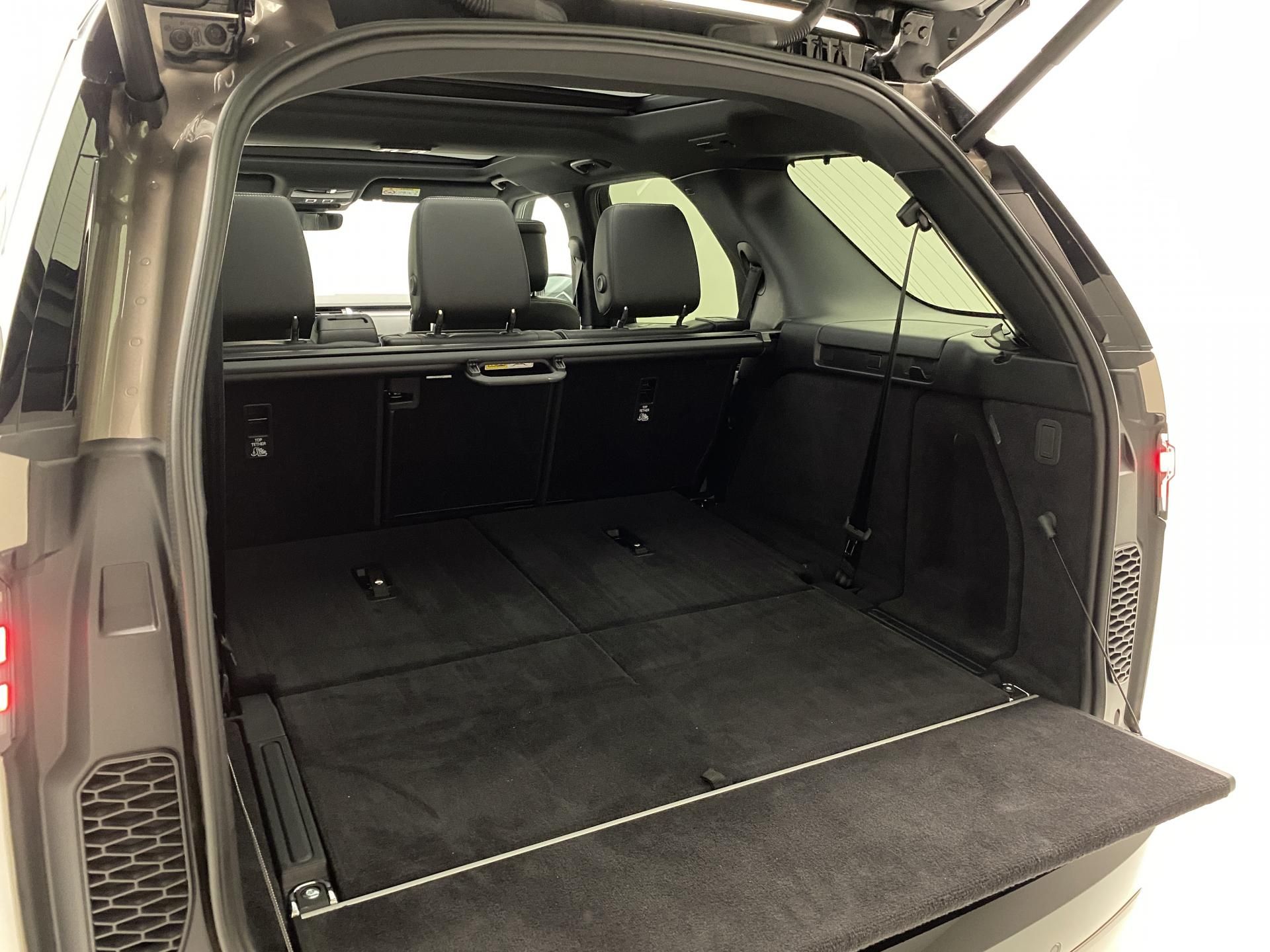 Land Rover Discovery, D350 DYNAMIC HSE AWD AUT - fotka 6
