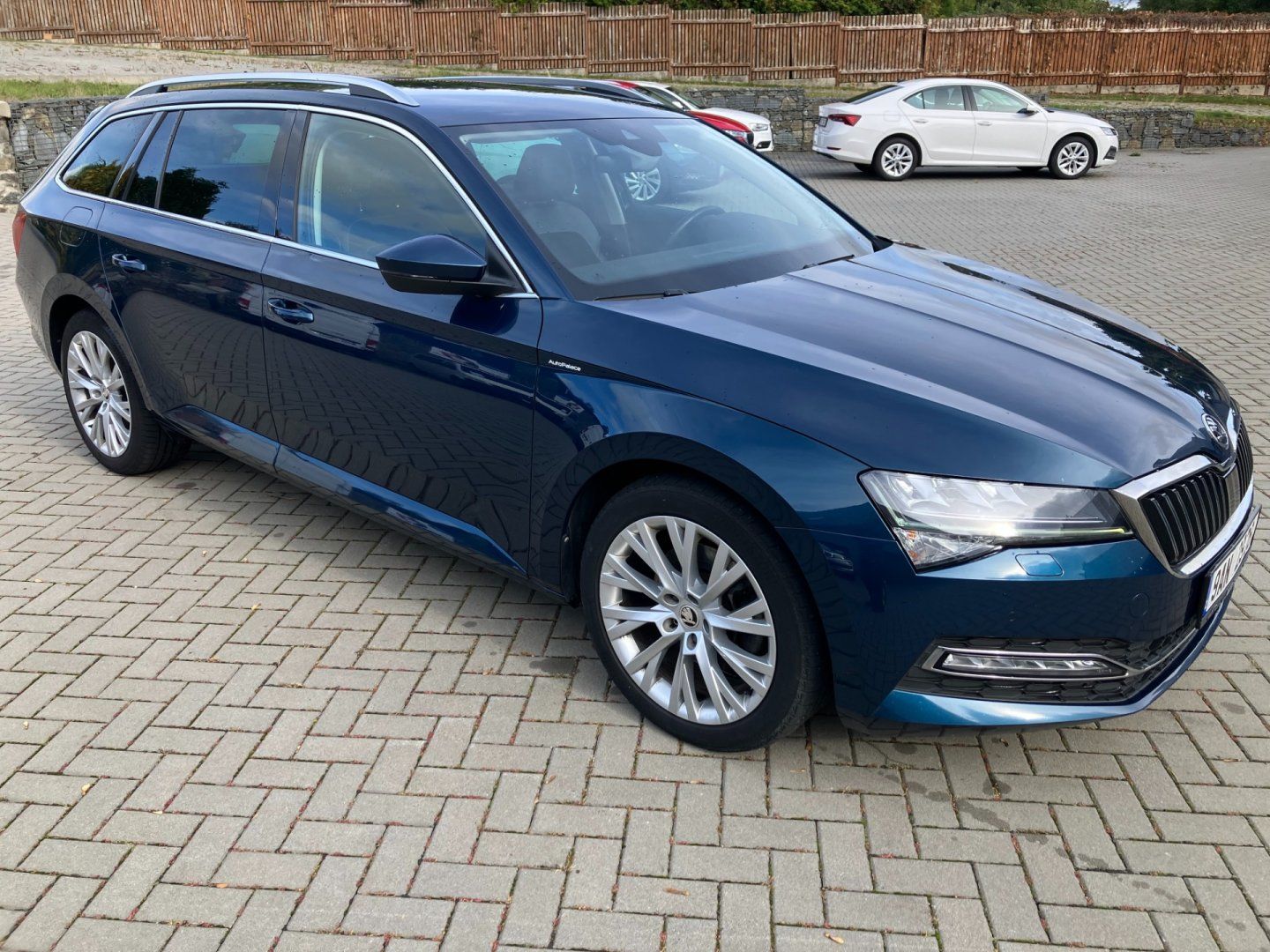 Škoda Superb, 2.0TDI 147kW 4X4 STYLE DSG - fotka 2