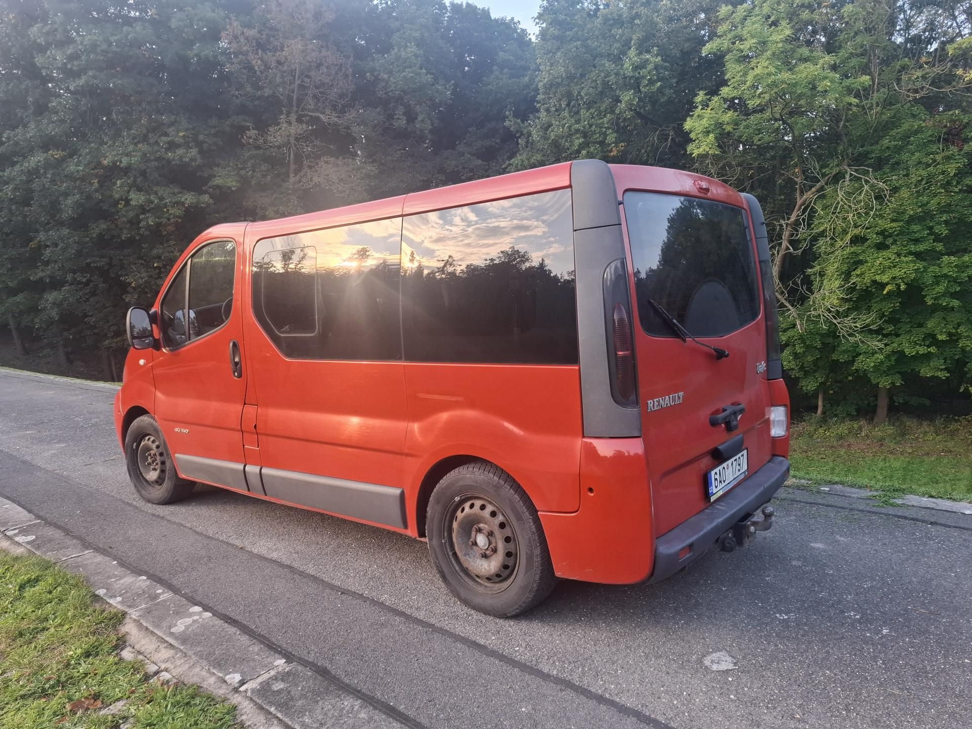 Renault Trafic, Generation 2,5 dci,1 maj. CZ - fotka 2