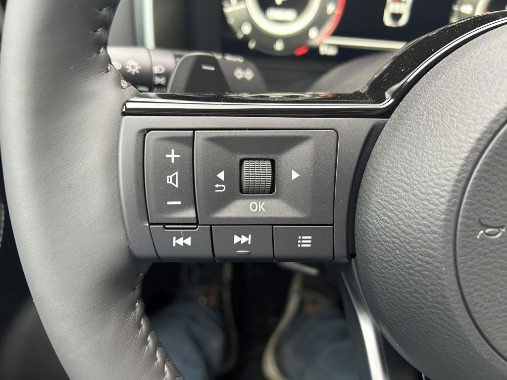 Nissan Qashqai, 1.3DIG-T 158PS AT N-Connecta W - fotka 6