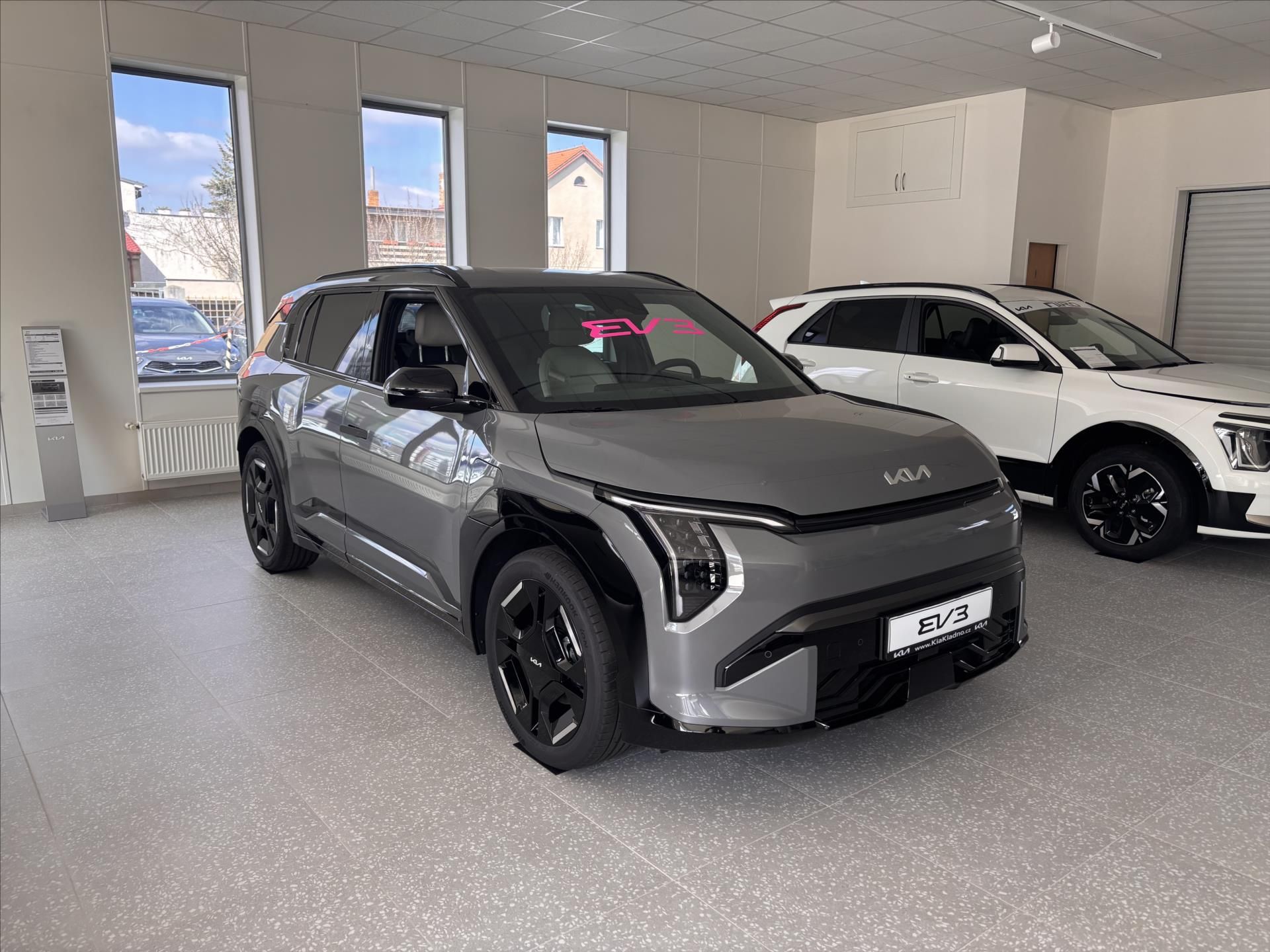 Kia EV3, GT-LINE 150kW 81,4kWh,V2L - fotka 2