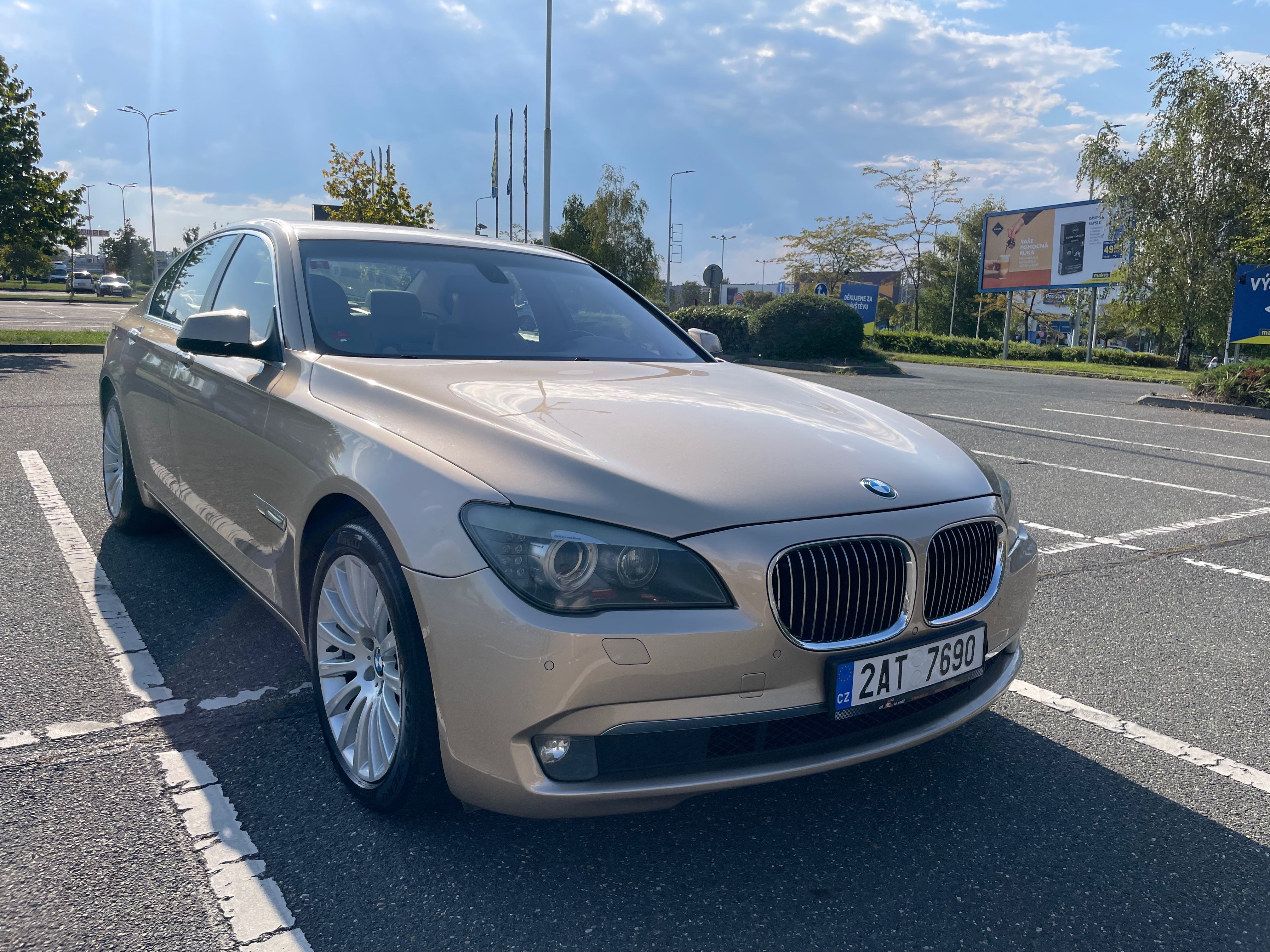 BMW Řada 7, 730D - fotka 6
