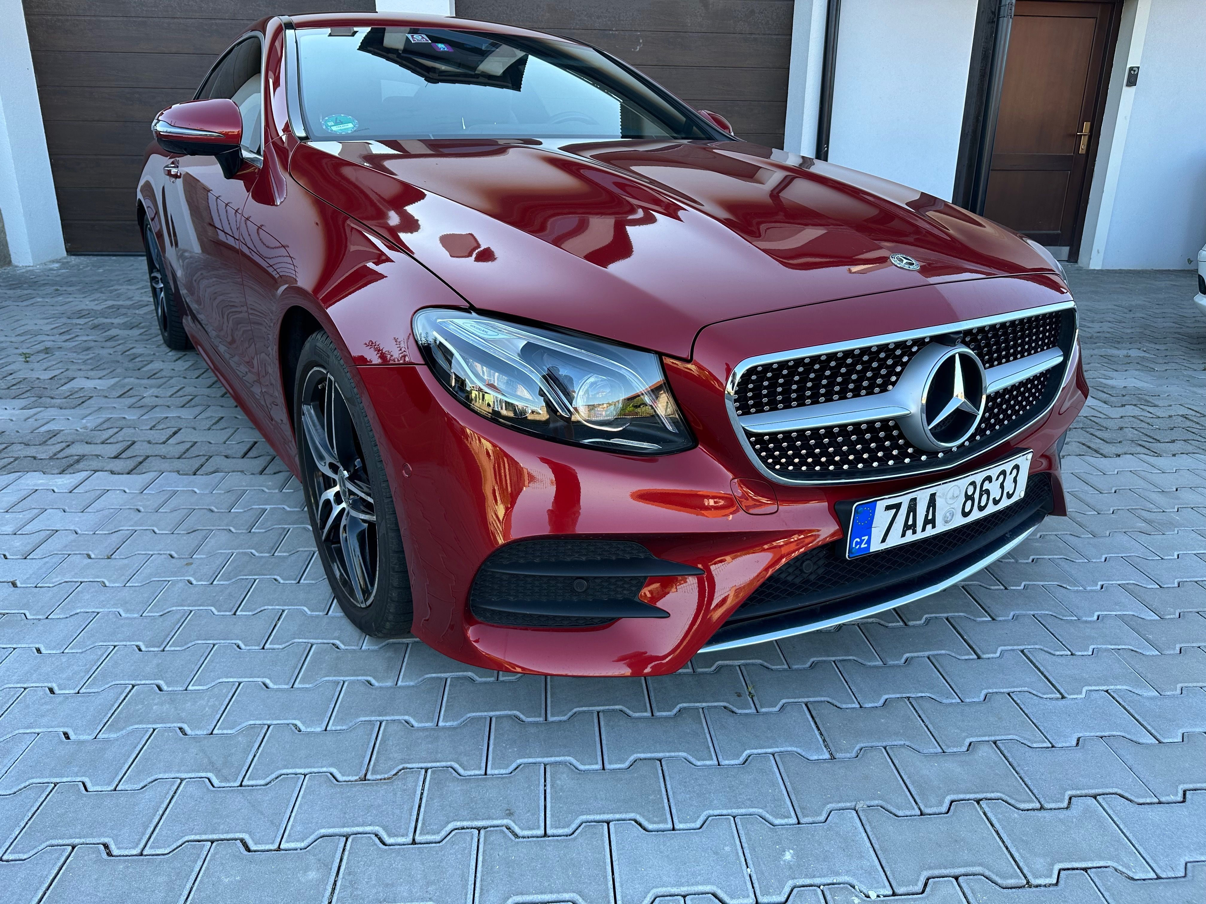 Mercedes-Benz Třídy E, E220, 2,0, 143kw, 2xpneu - fotka 6