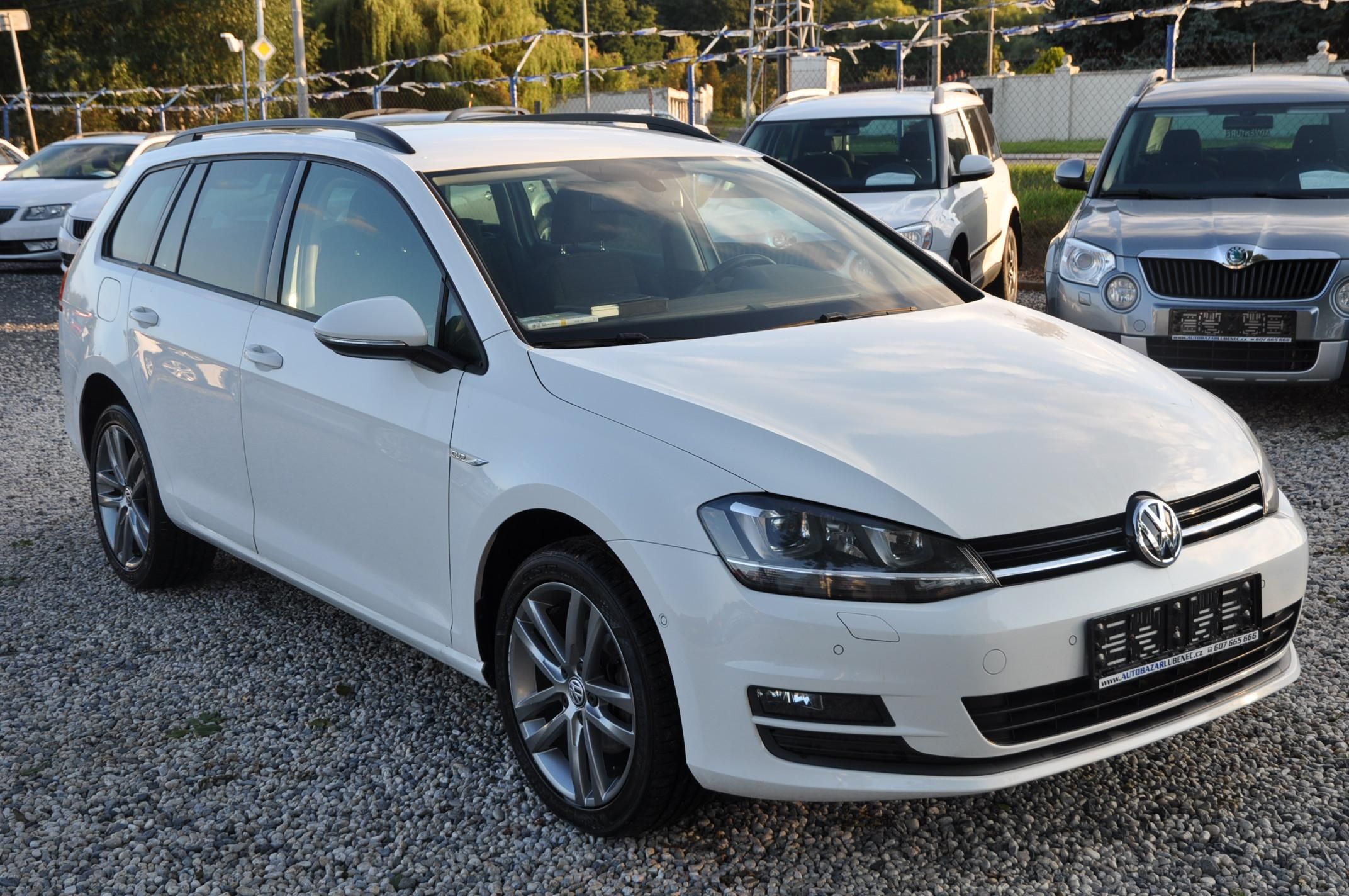 Volkswagen Golf, VII 1.6TDi 77kW KOMBI 4x4 - fotka 2
