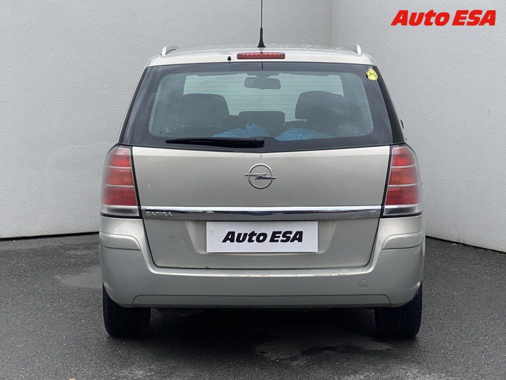 Opel Zafira, 1.8 16V,ČR,AC,+kola - fotka 5