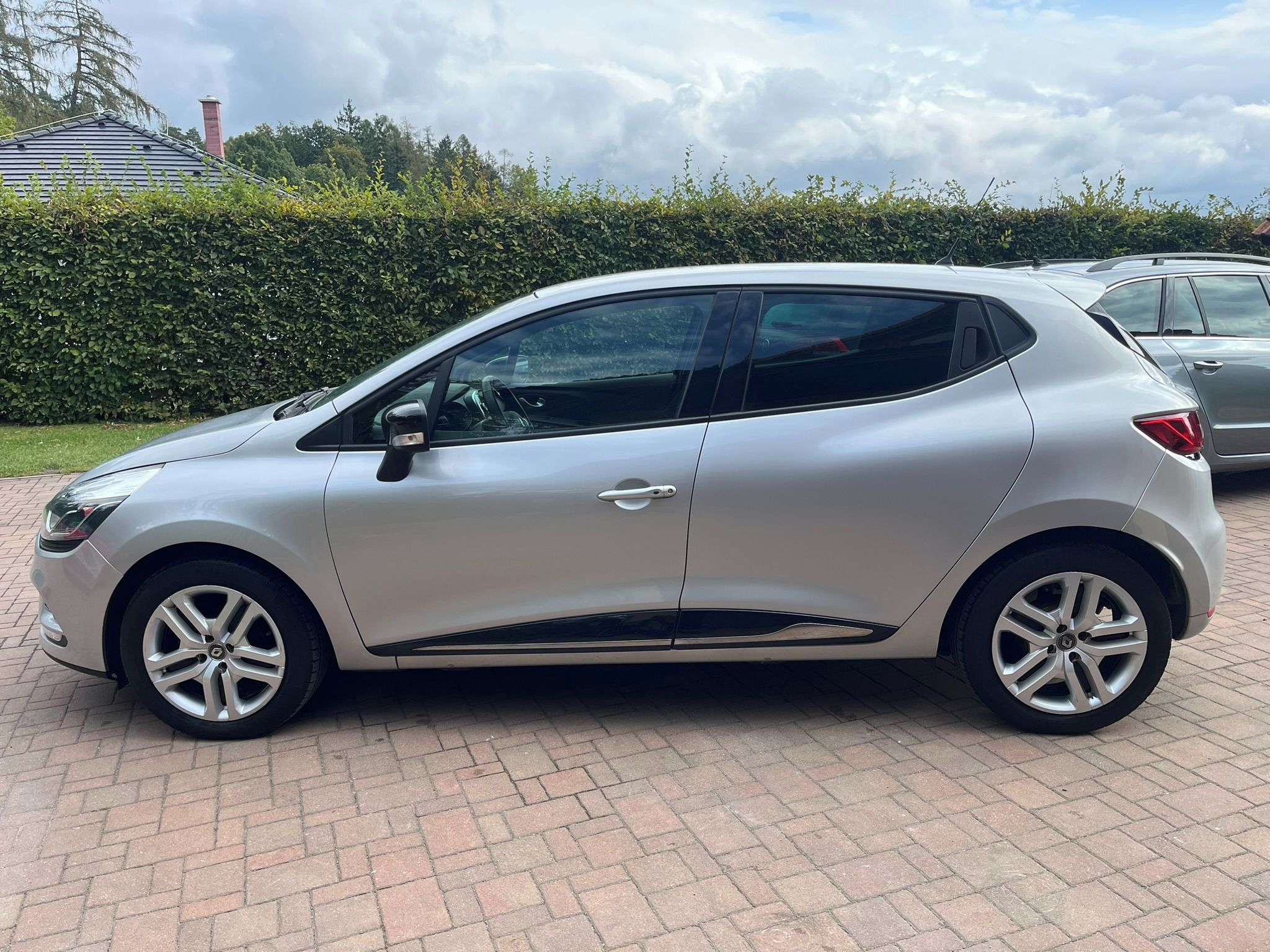 Renault Clio, 0.9TCe Serviska Tempomat 1.Maj - fotka 5