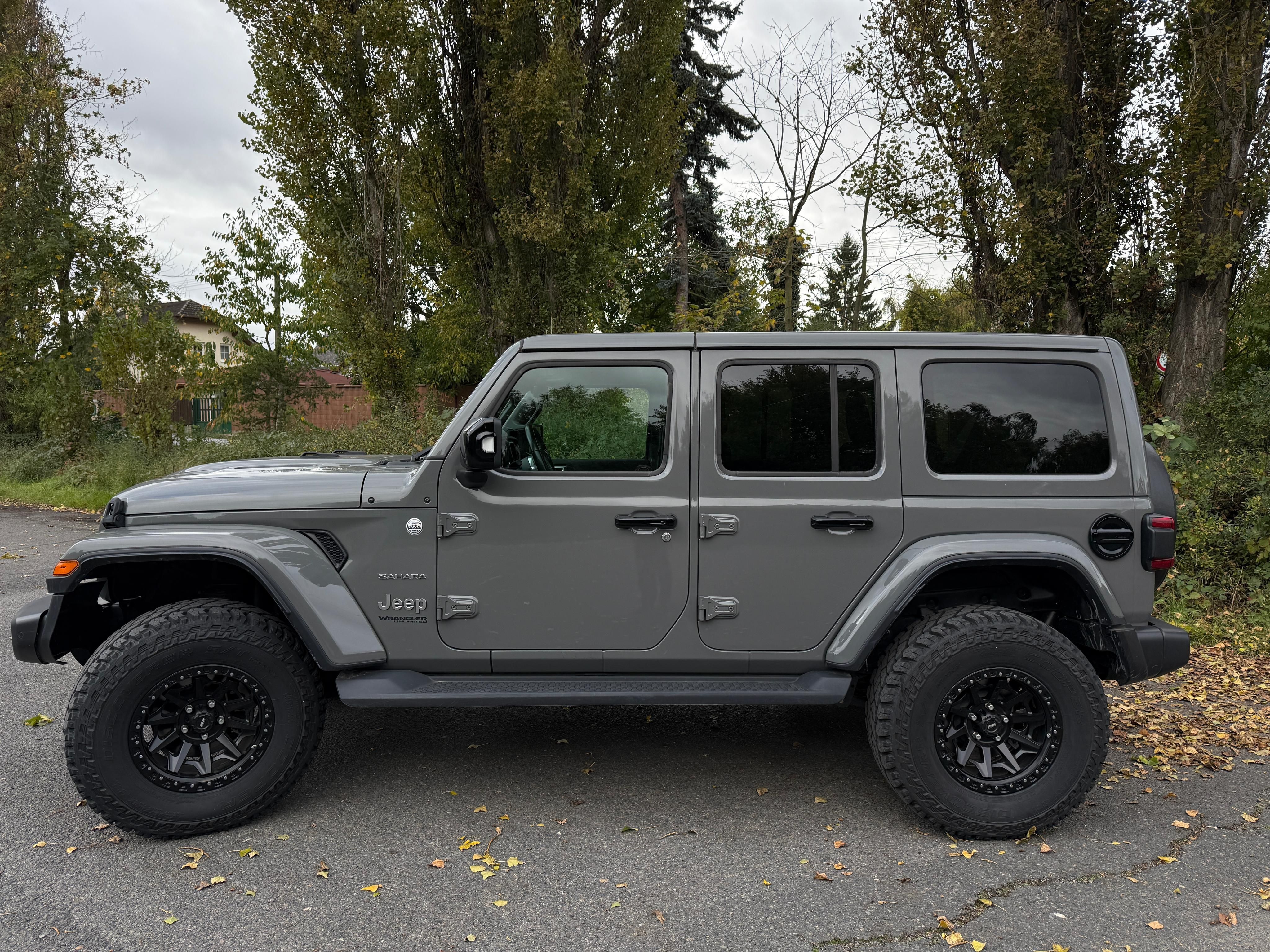 Jeep Wrangler, 2,0T SAHARA