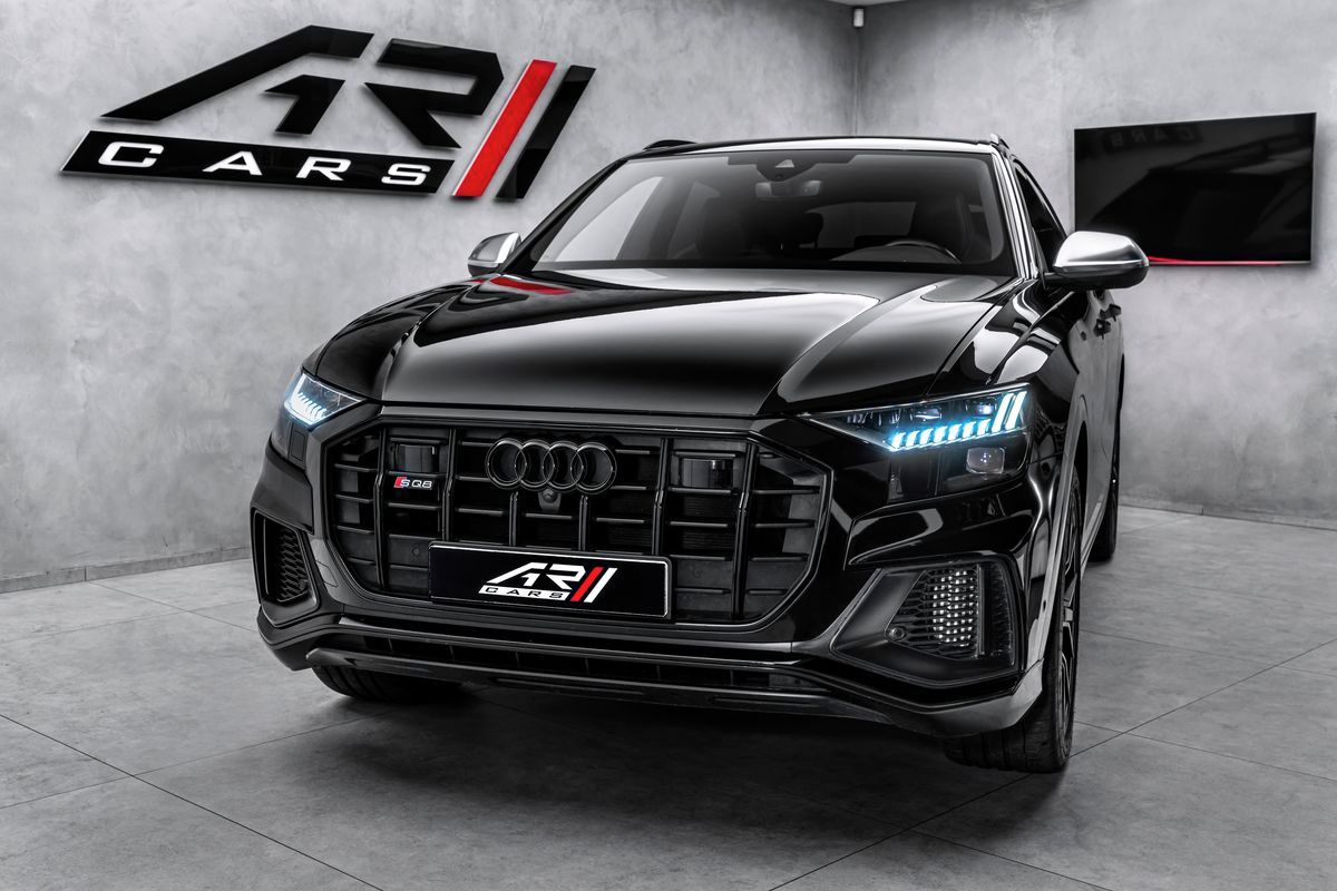 Audi SQ8, Karbon, Valcona, B&O, tažné - fotka 3