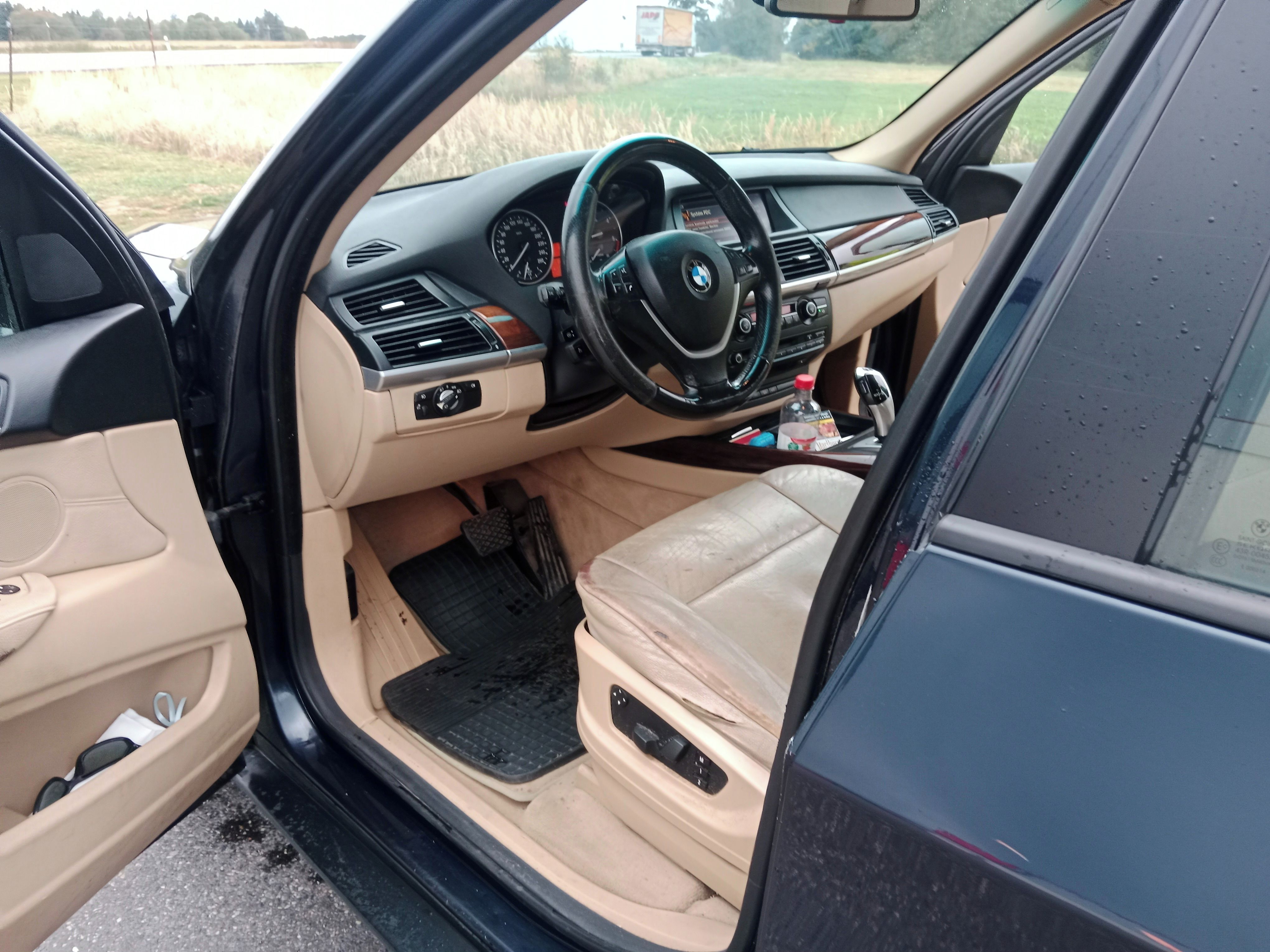 BMW X5, 3,0D xDrive 173 kW E70 1Maj.CZ - fotka 6