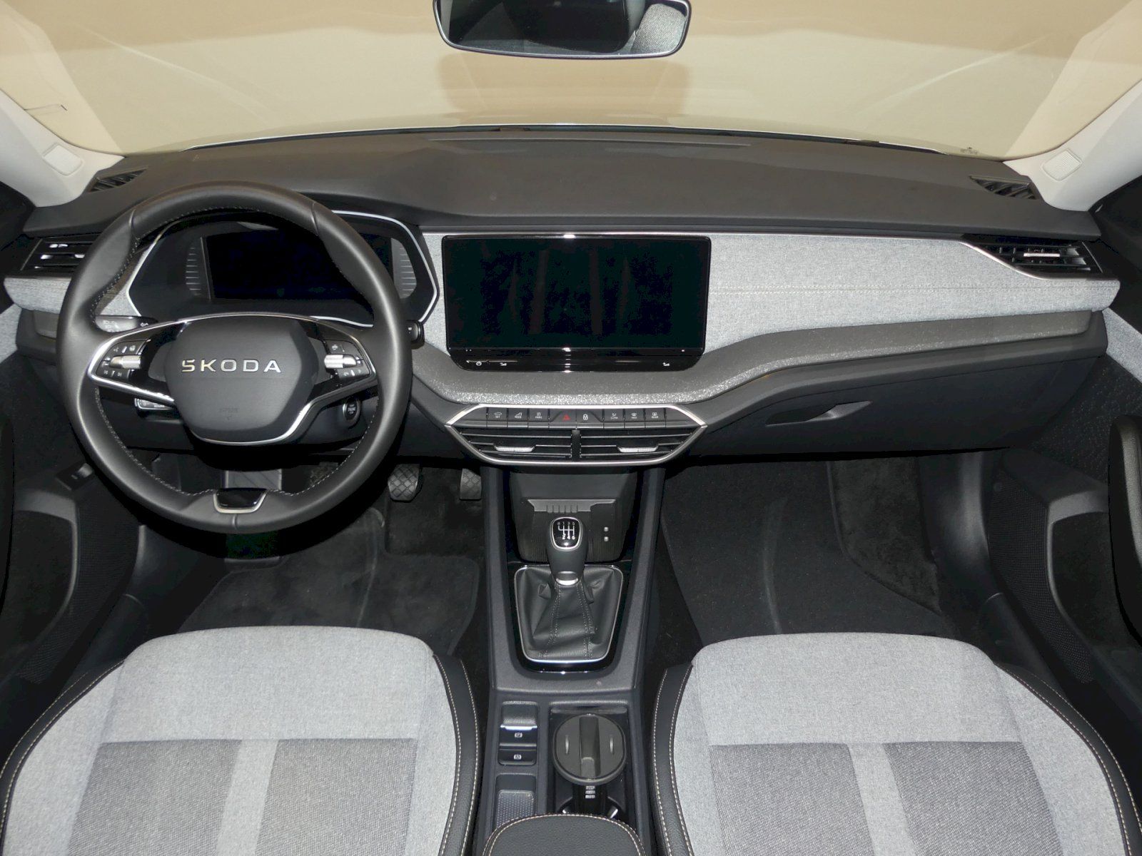 Škoda Octavia, Top Selection 1.5TSI 85kW - fotka 5