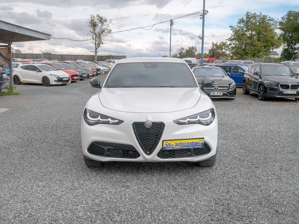 Alfa Romeo Stelvio, 2.2D 154KW Q4 – VELOCE - fotka 2