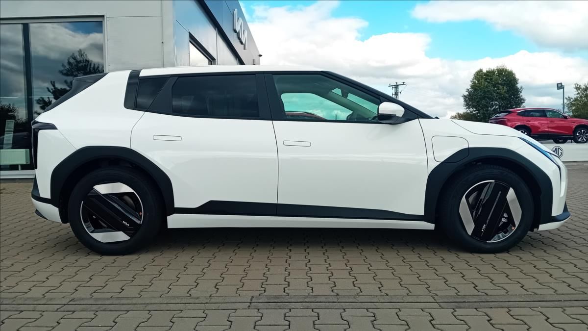 Kia EV4, AC el. 4x2 EARTH 150 - fotka 4