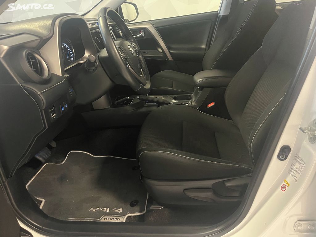 Toyota Rav4, fotka 13