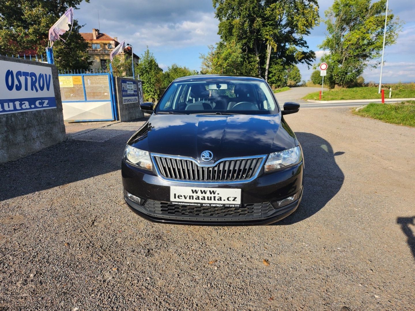 Škoda Rapid, 1.0 TSI 81 KW - fotka 2