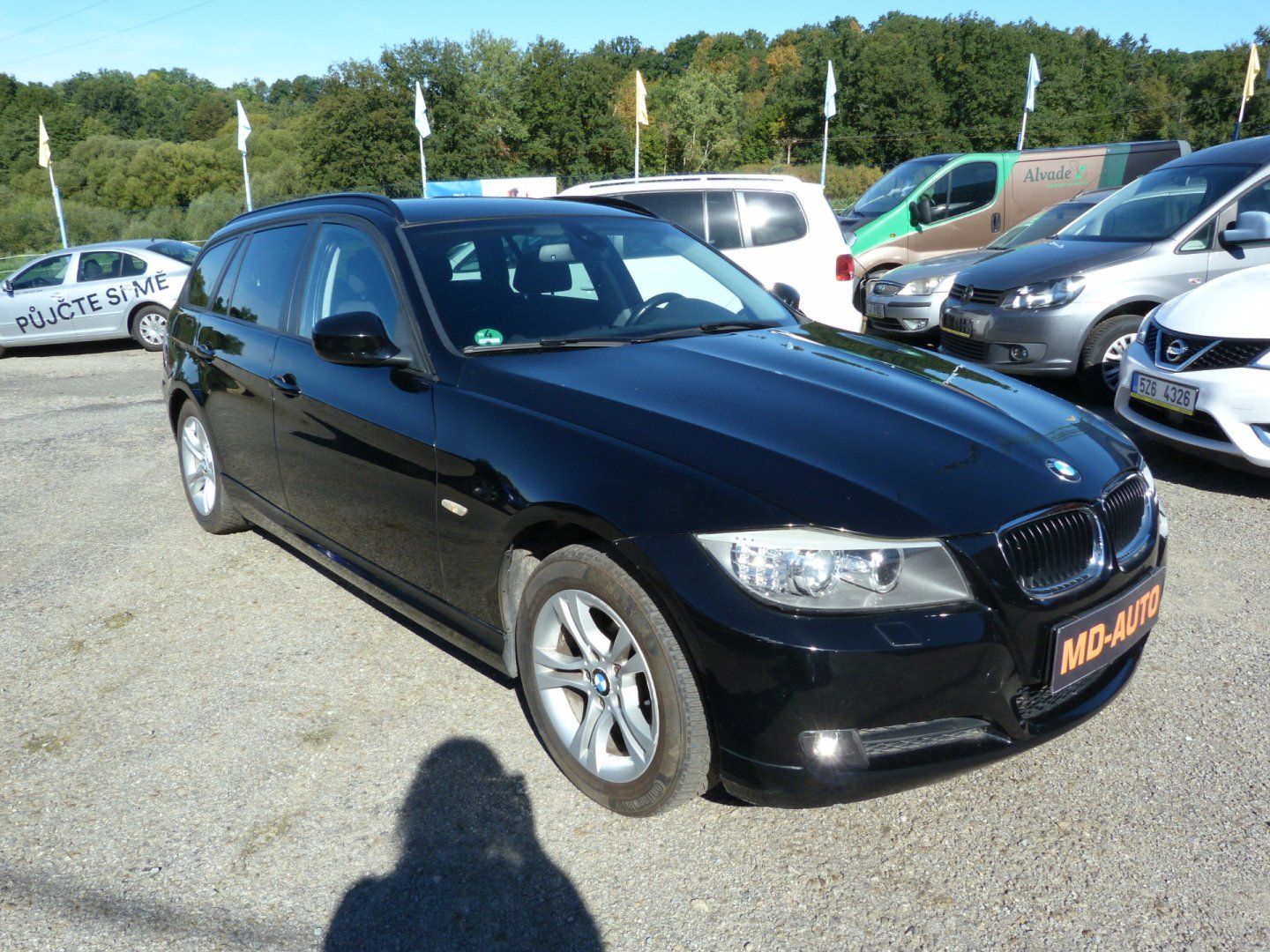 BMW Řada 3, 2.0 I  105 kw - fotka 3