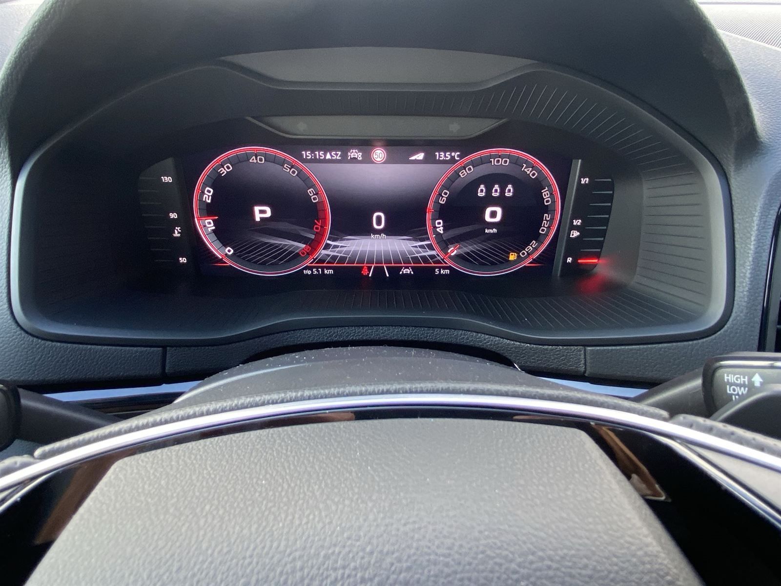 Škoda Karoq, 1,5 TSI 110 kW DSG Sportline - fotka 6