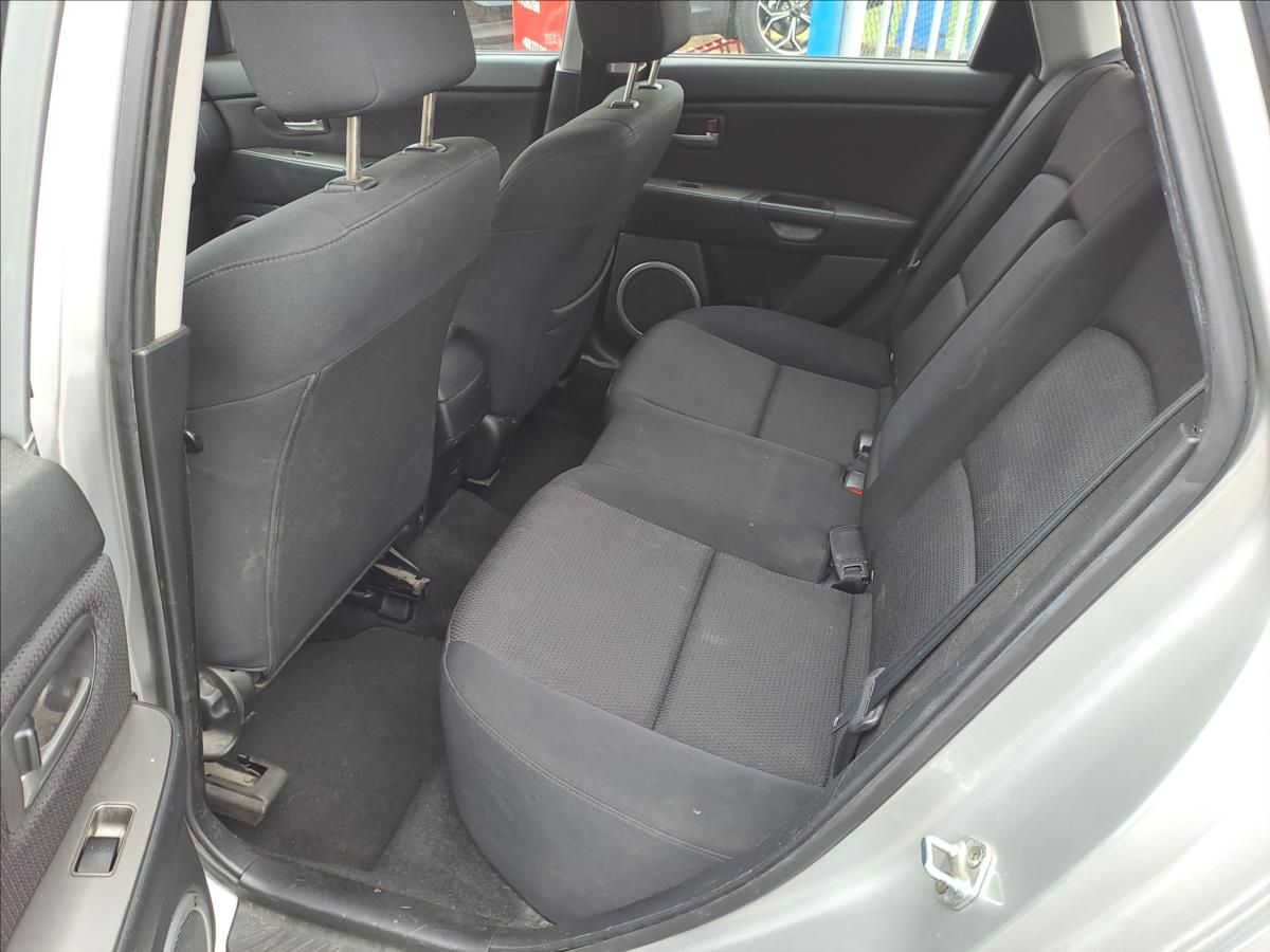Mazda 3, 1,4 i - fotka 6