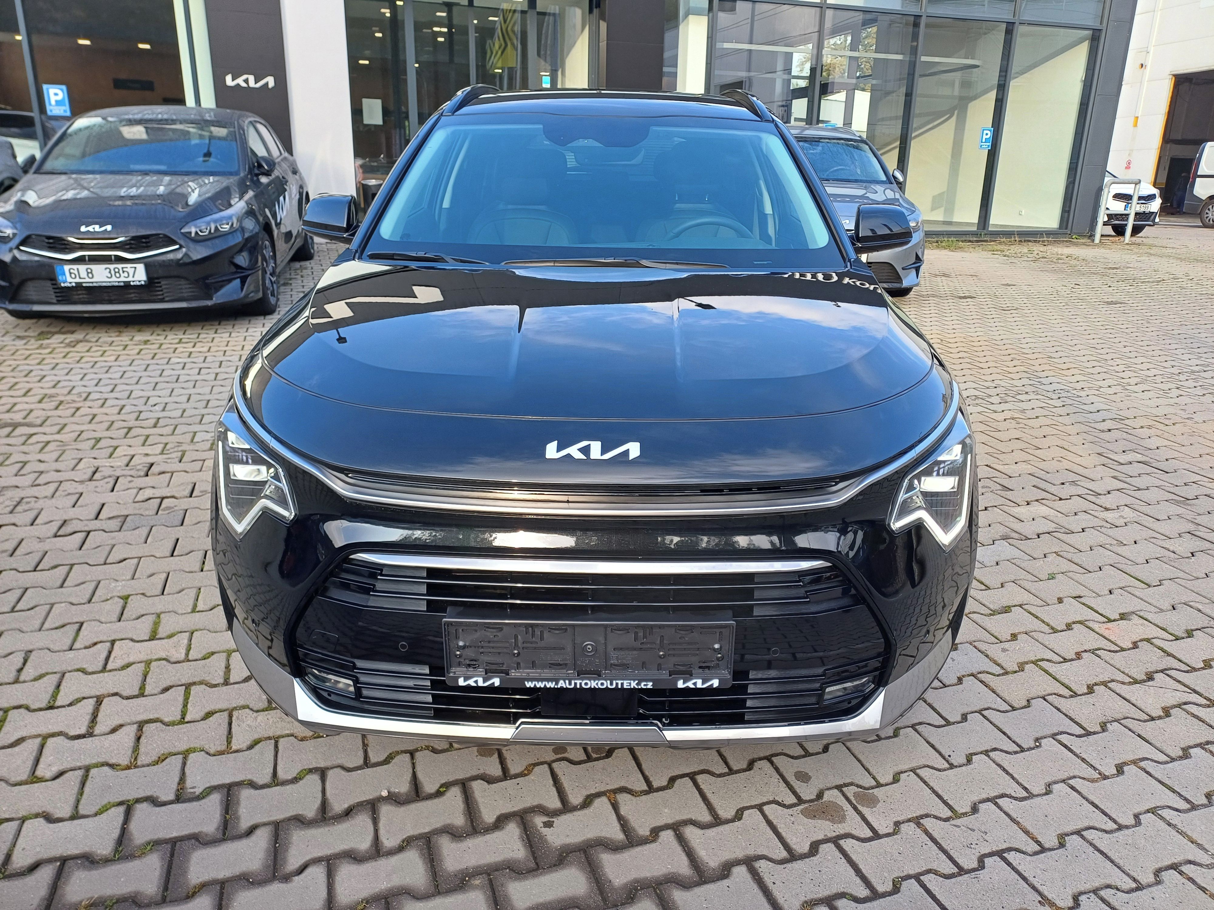 Kia Niro, 1,6 GDI HEV STYLE - fotka 2