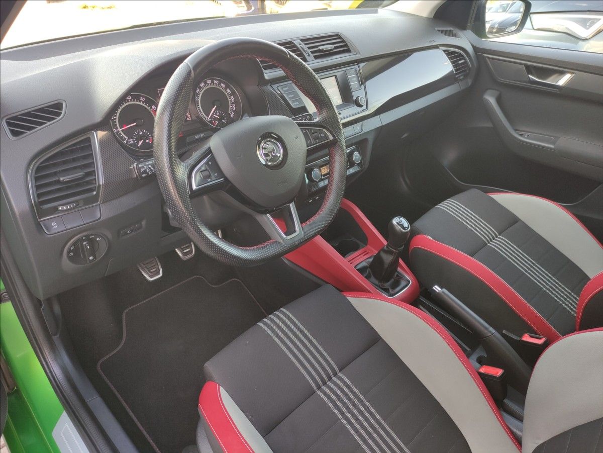 Škoda Fabia, 1,2 TSi Monte Carlo *VYHŘ.SEDA - fotka 5