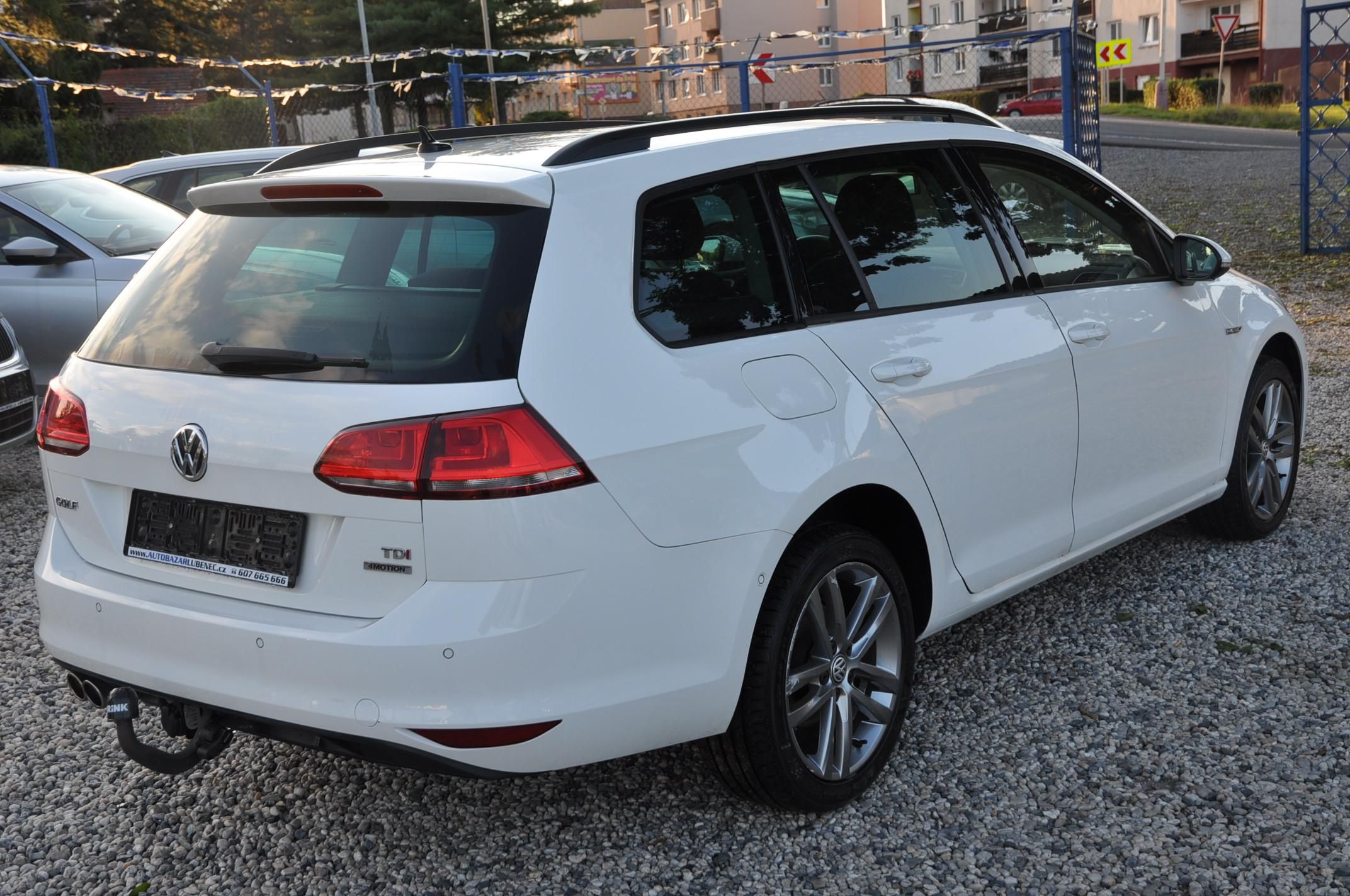 Volkswagen Golf, VII 1.6TDi 77kW KOMBI 4x4 - fotka 3