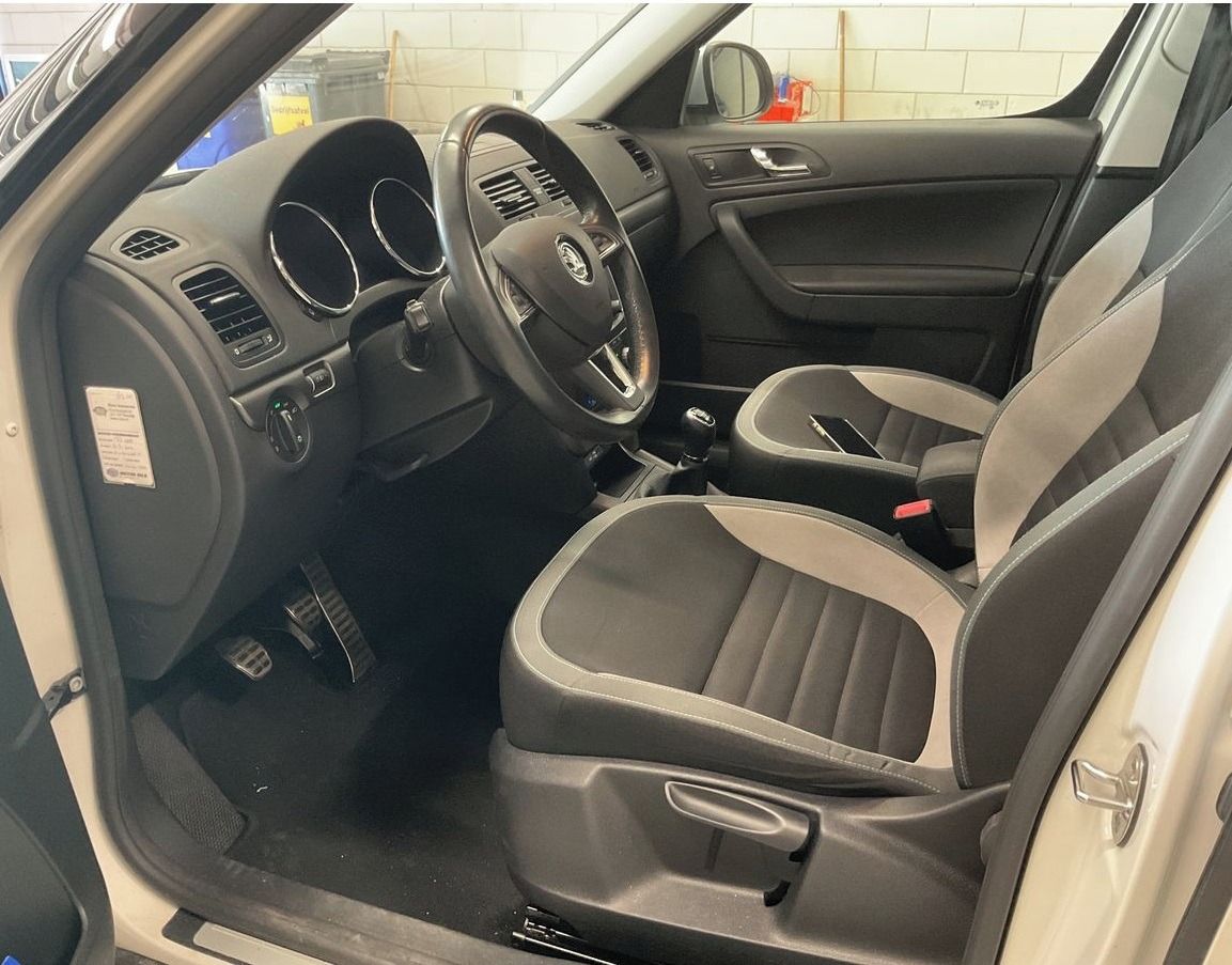 Škoda Yeti, 1.4 Tsi 92KW JOY OUTDOOR - fotka 3