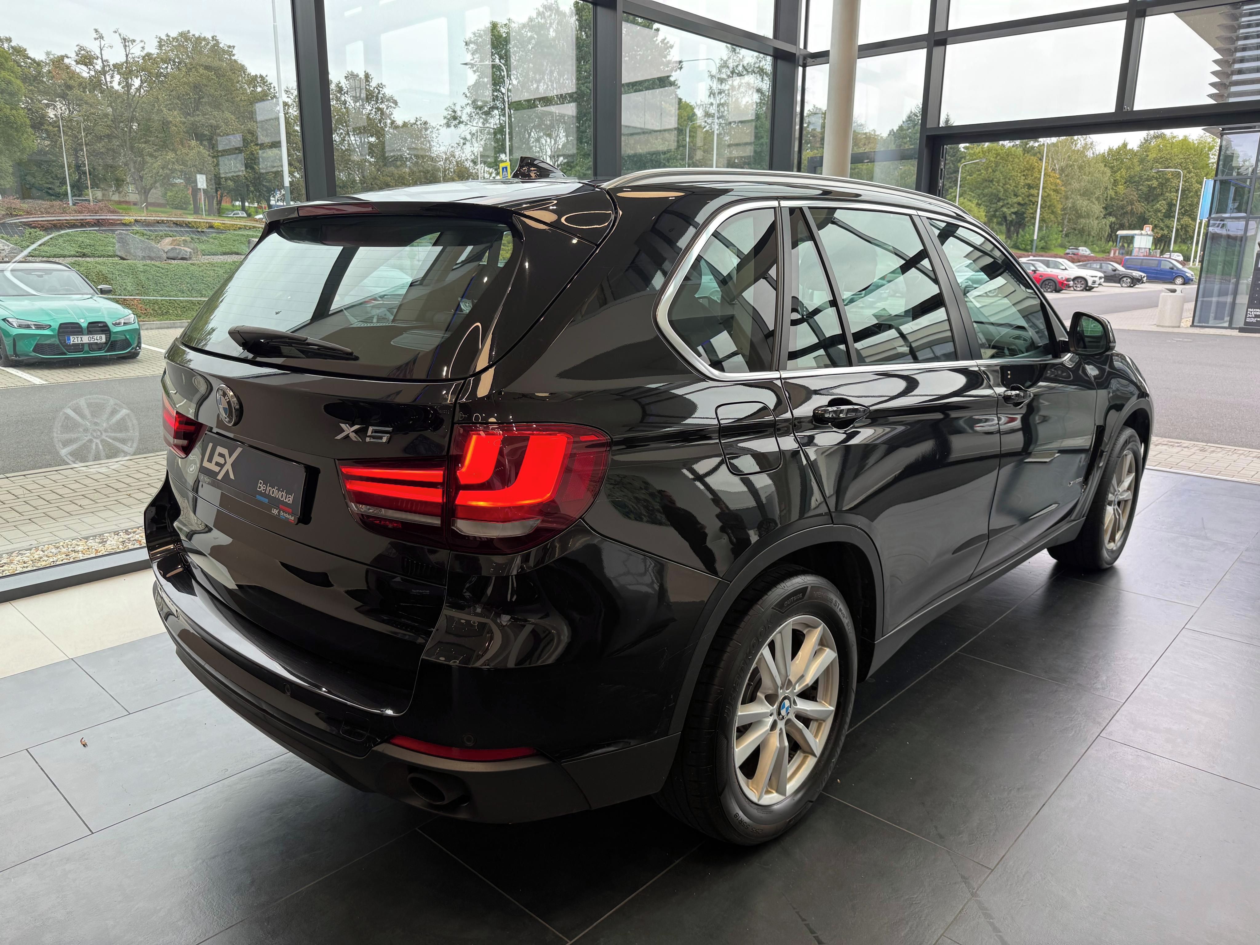 BMW X5, xDrive25d - fotka 4