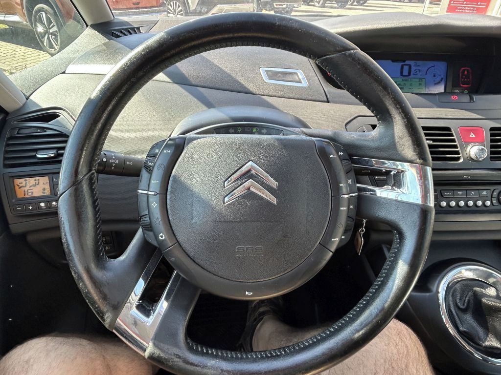 Citroën C4 Picasso, 1.6HDi 80kW AC Tempomat - fotka 5