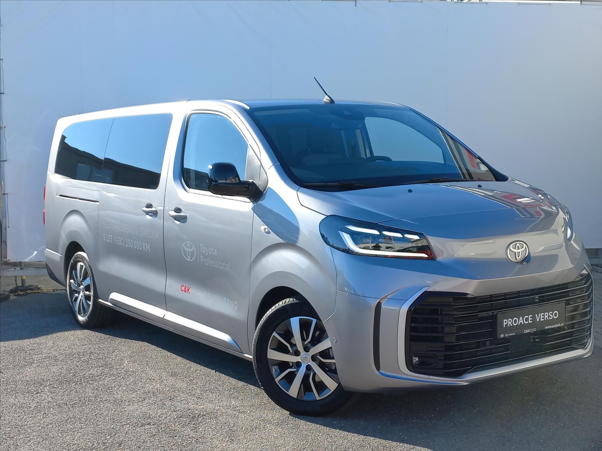 Toyota Proace Verso, 2,0 Diesel 177k 8st. A/T L2  F - fotka 4