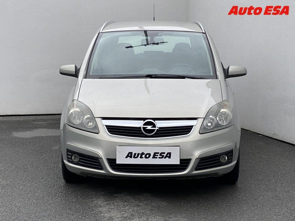 Opel Zafira, 1.8 16V,ČR,AC,+kola - fotka 2