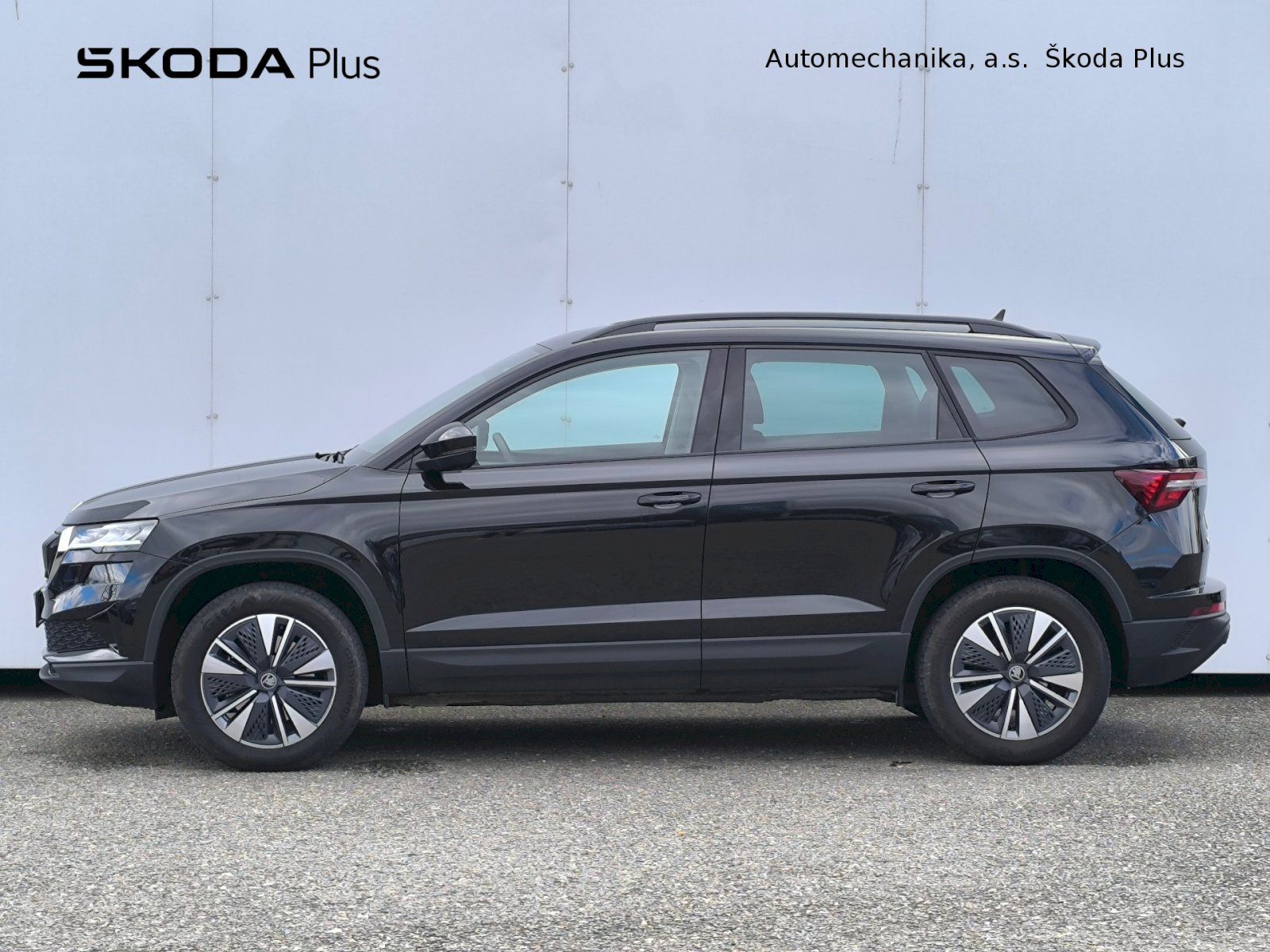 Škoda Karoq, DSG 2.0TDI / 110kW / 4x4 / SEL - fotka 3