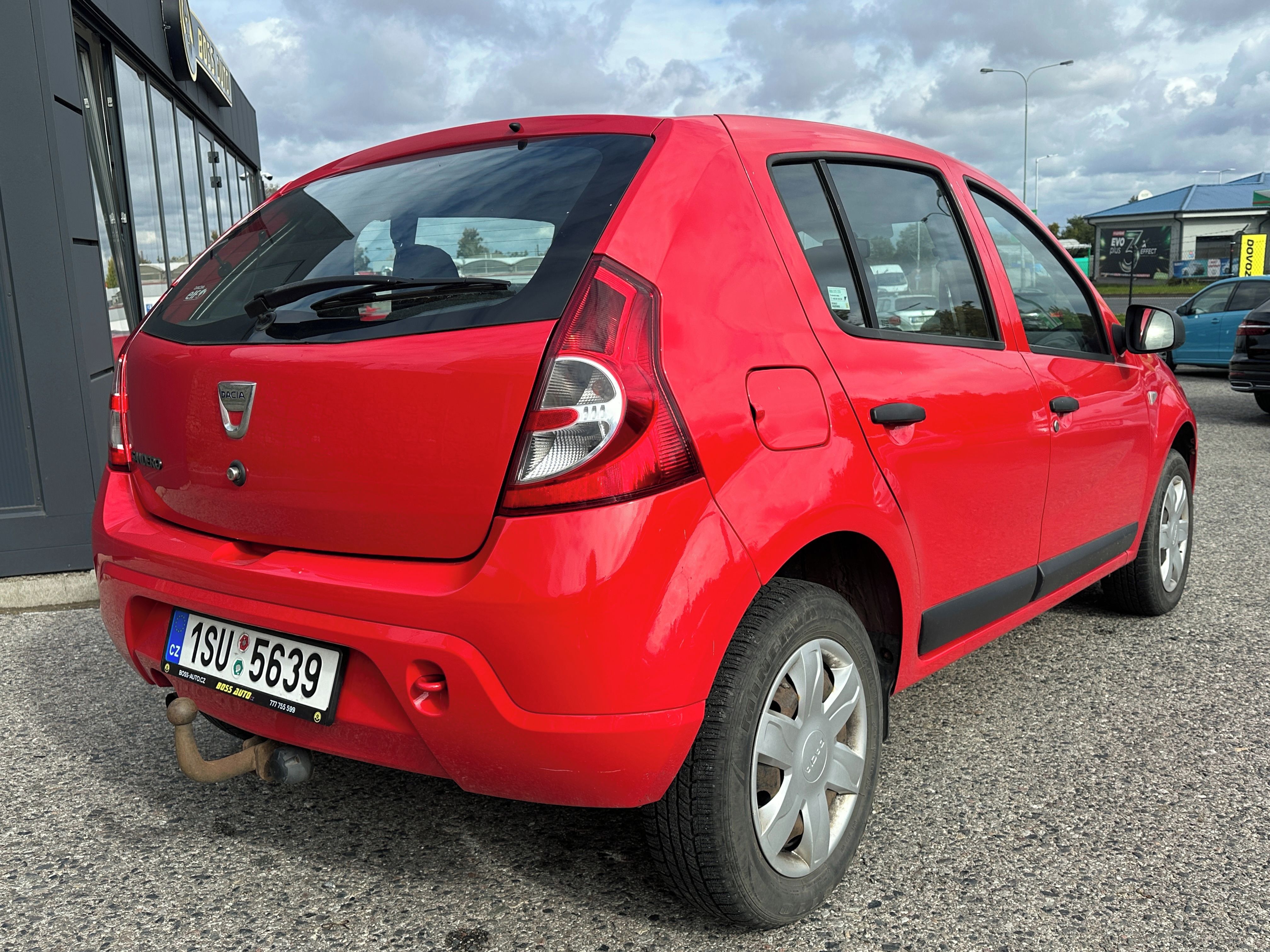 Dacia Sandero, Dacia Sandero 2011 - fotka 6