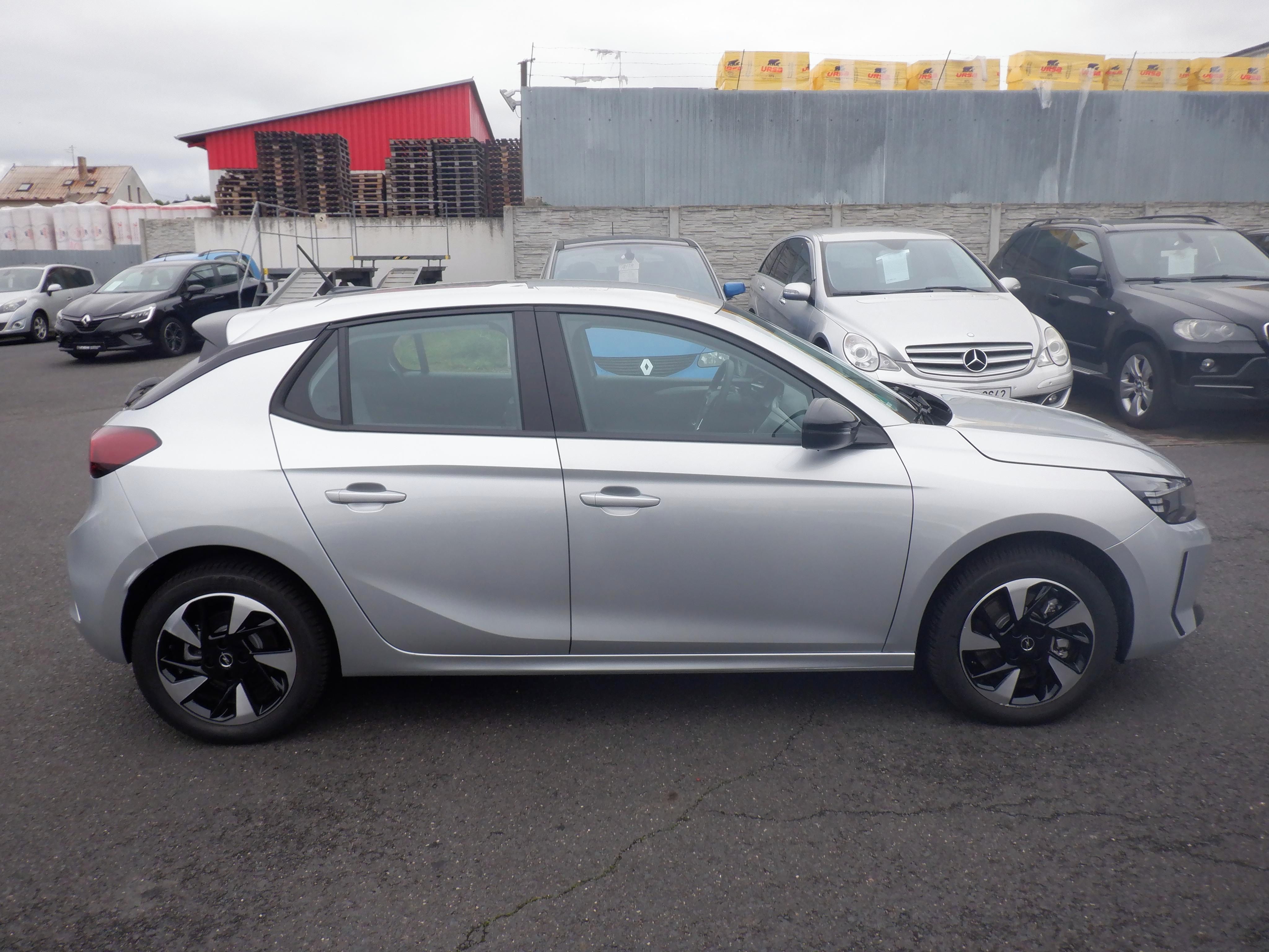Opel Corsa, e-Edition - fotka 4