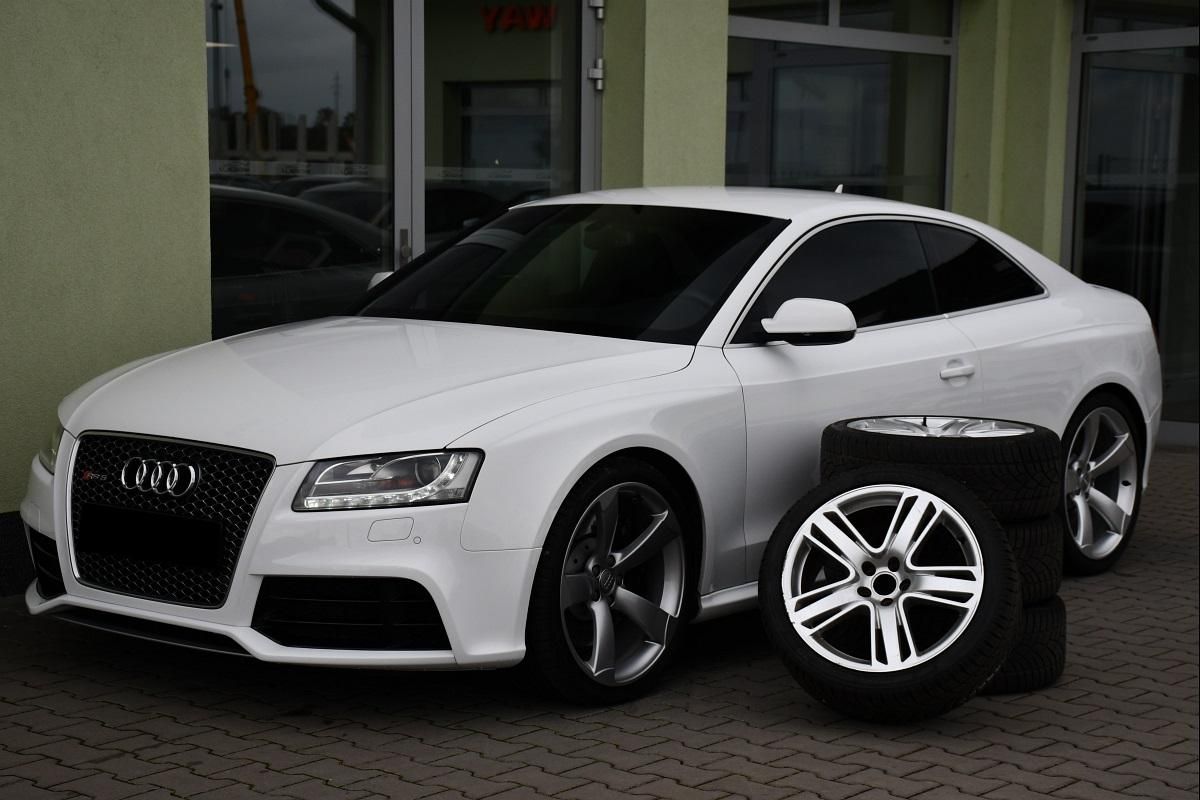 Audi RS5, 4.2 V8 B&O PO SERVISE ZA 250 - fotka 2