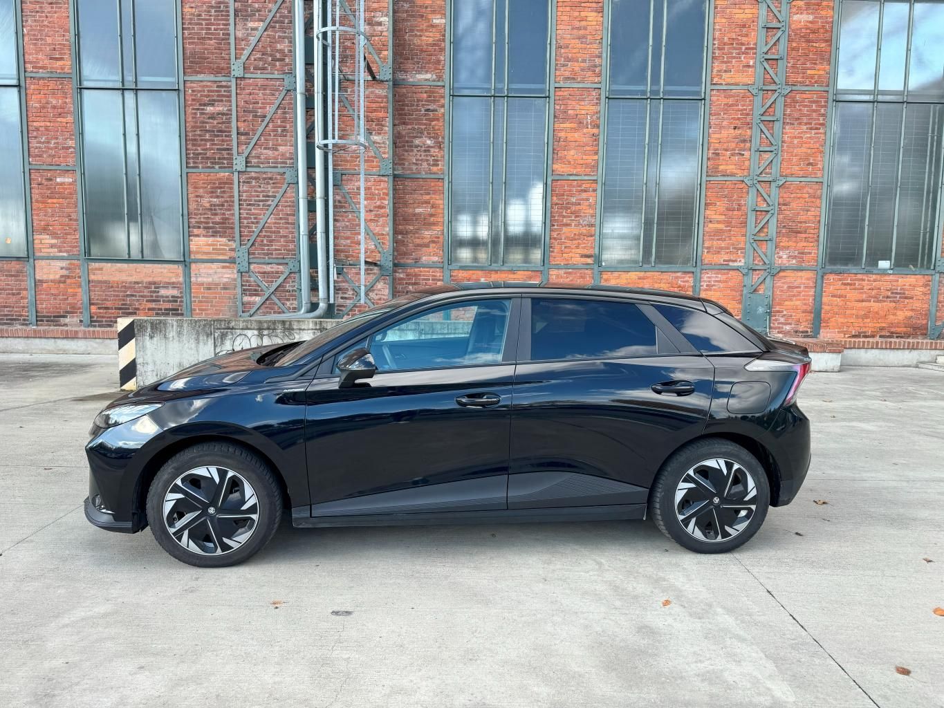 MG MG4, EV Elegance 64 kW - fotka 4