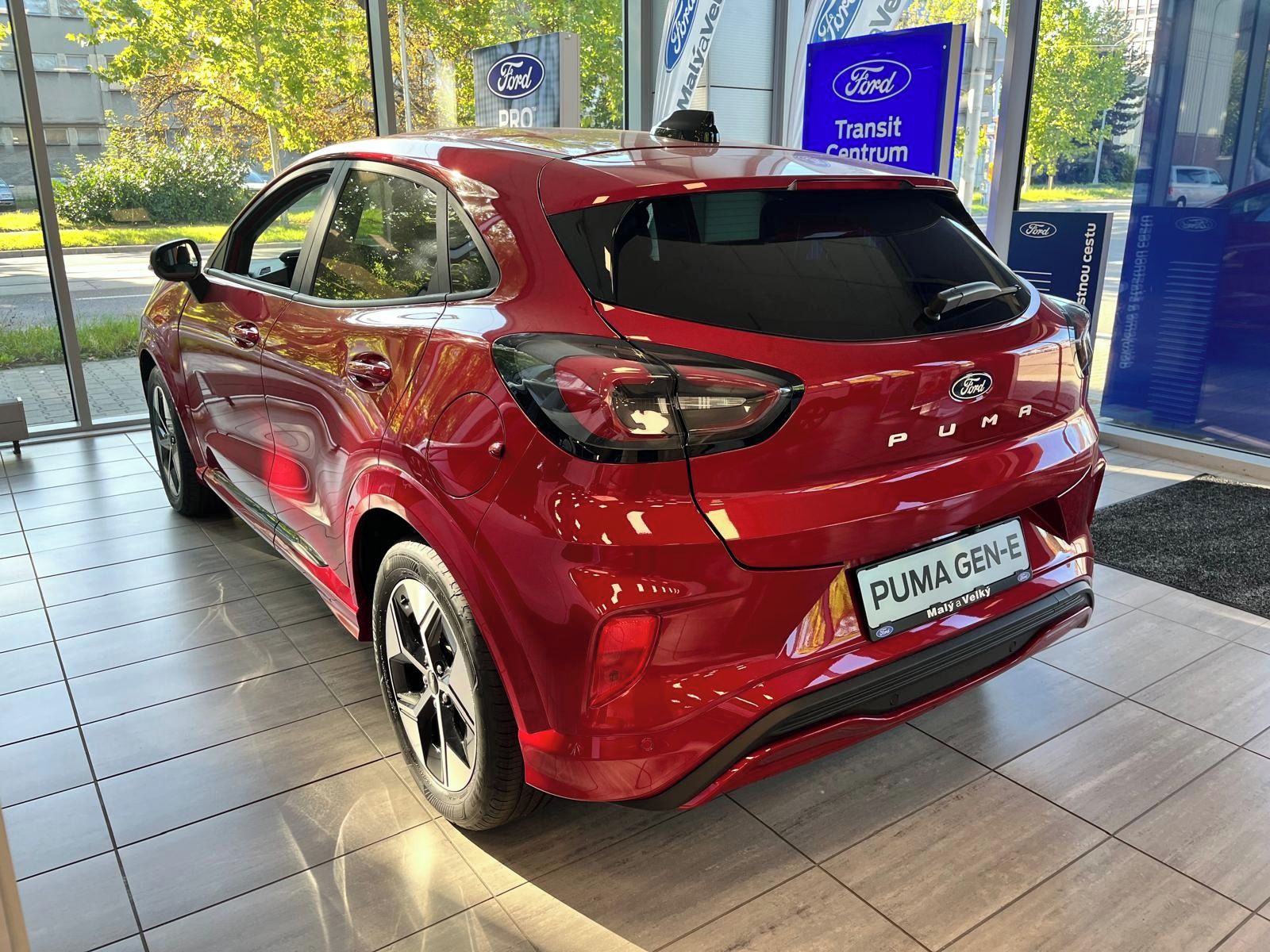 Ford Puma, Gen-E 5dveřová, 43 kWh,168k - fotka 3