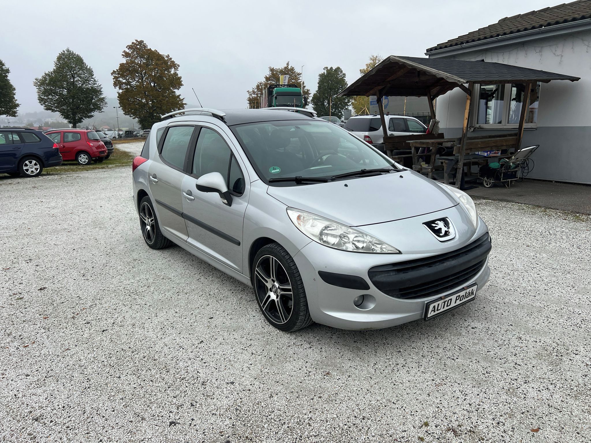 Peugeot 207, 1.4 16V - fotka 2
