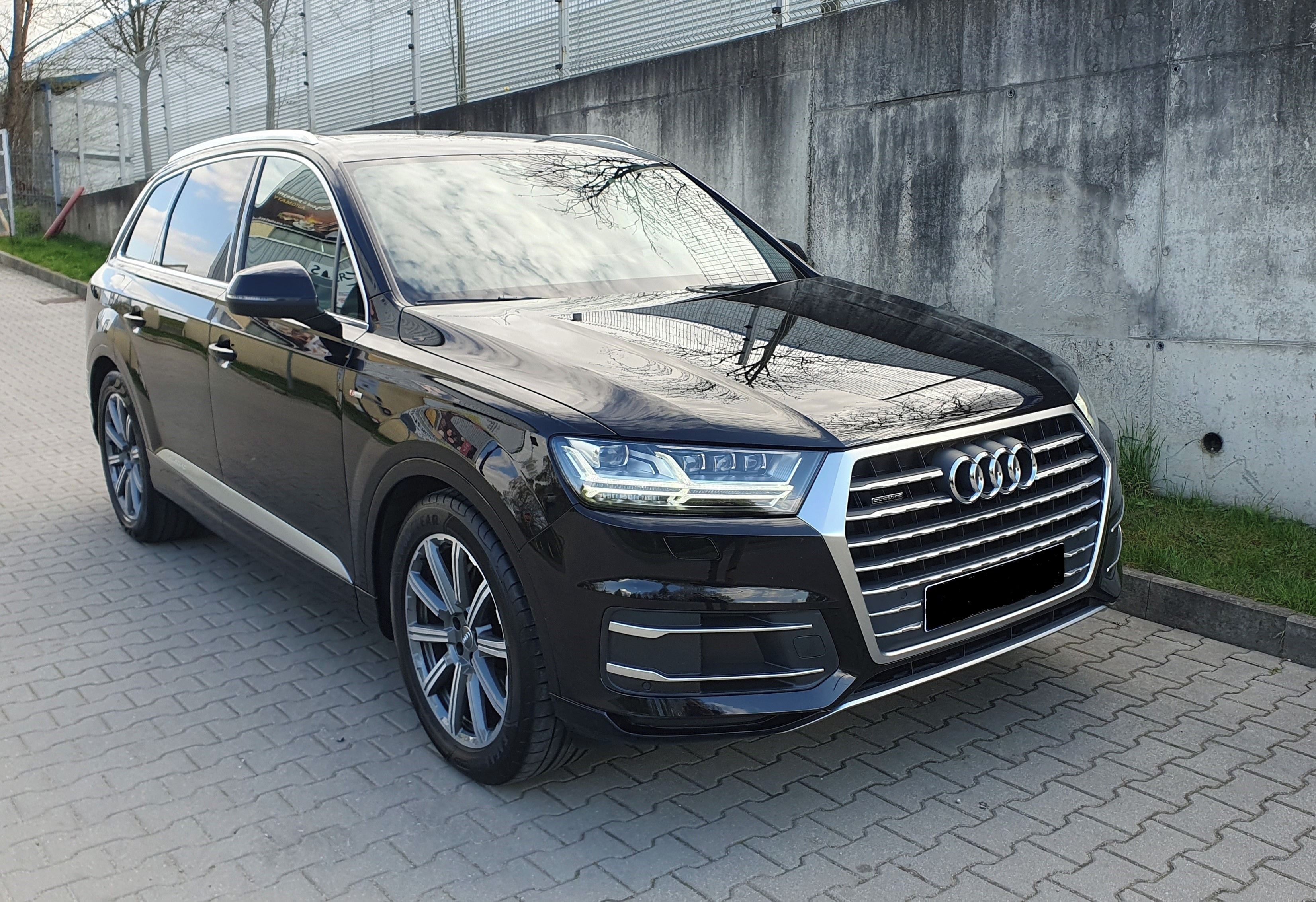Audi Q7, 3.0TDI,S-Line,Vzduch,LedMatrix