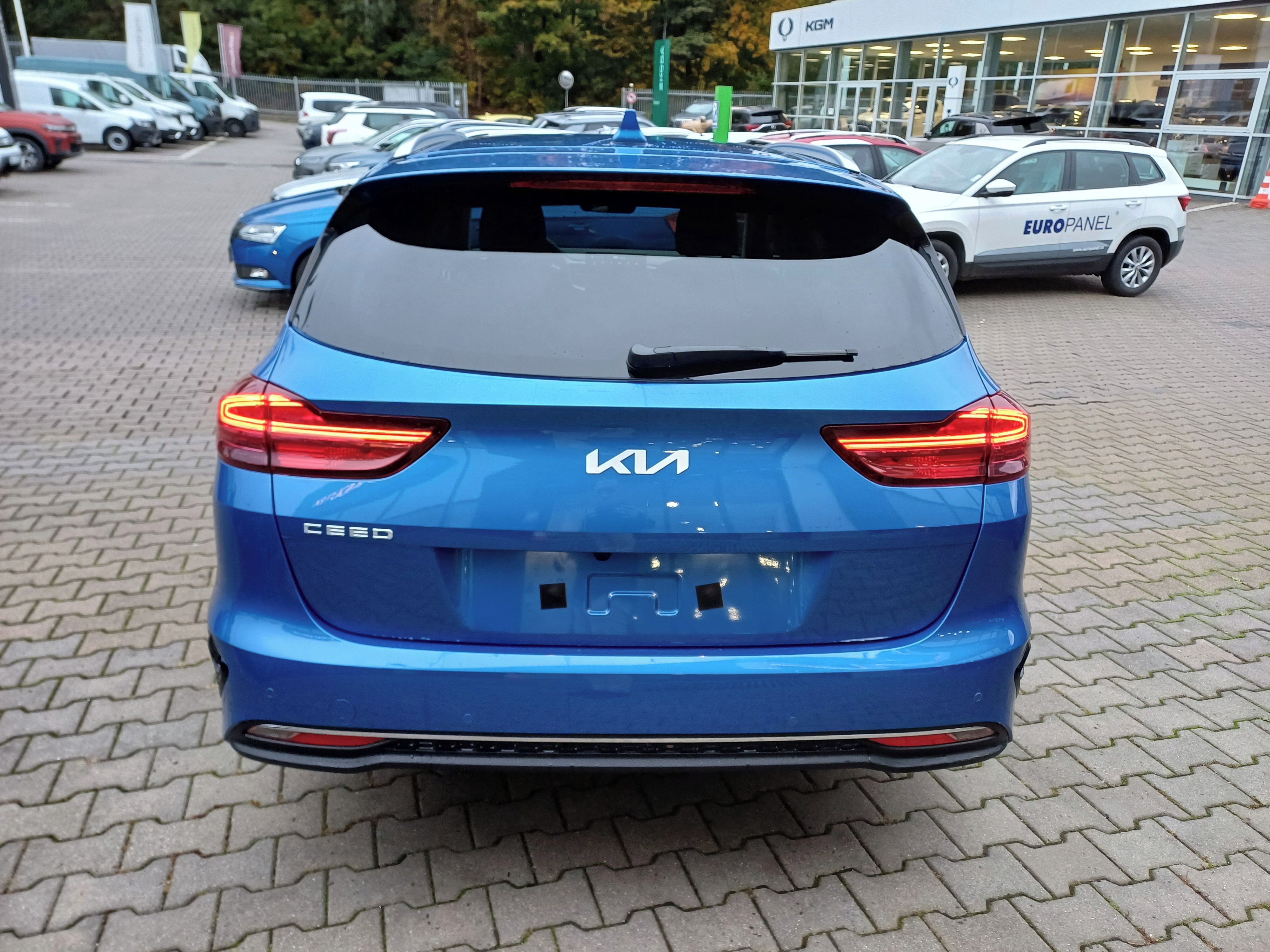 Kia Cee´d, SW 1,5 T-GDI TOP + Business - fotka 6