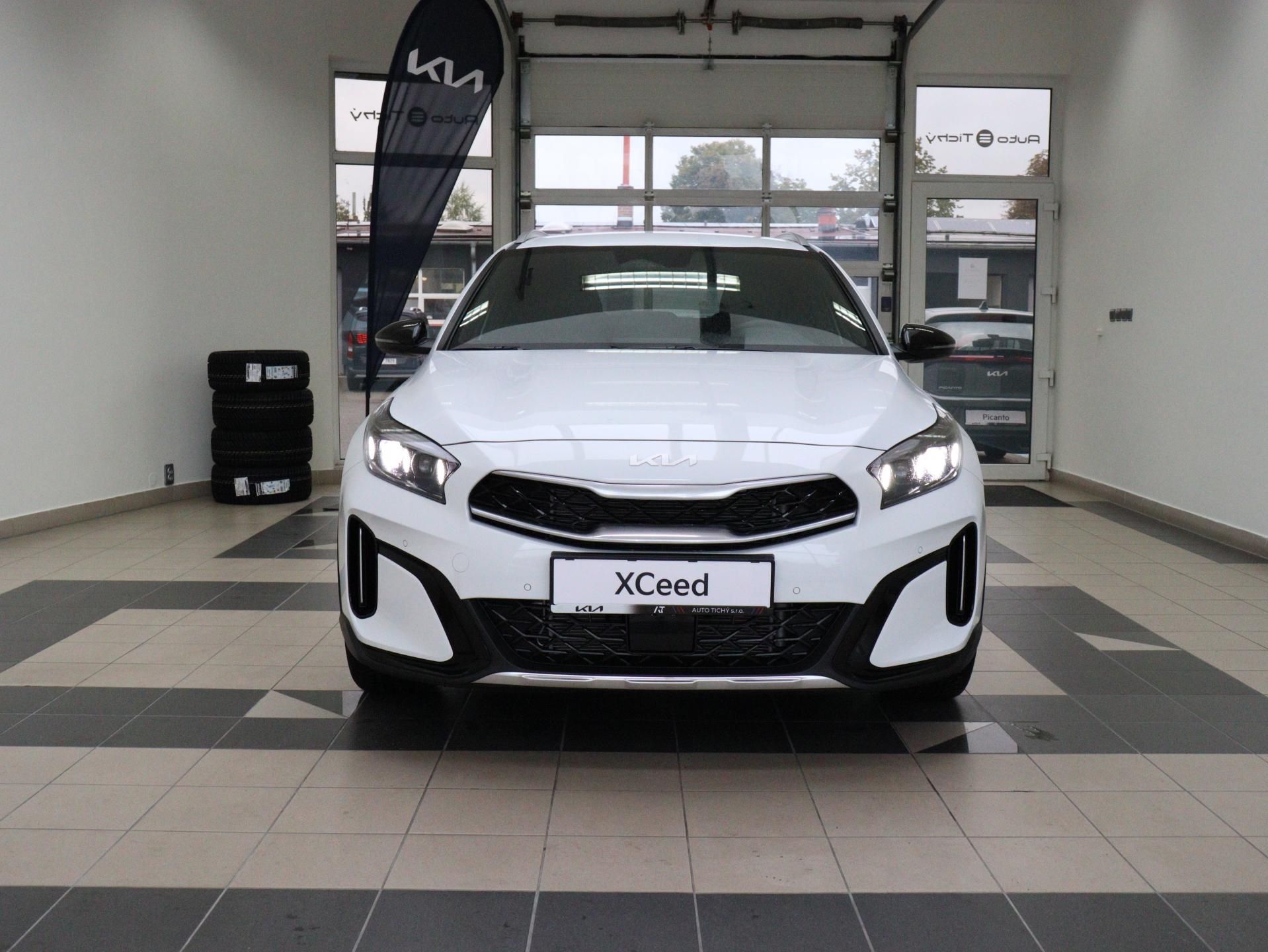 Kia XCee´d, 1.6 T-GDI GPF 7DCT STEEL EDITI - fotka 2