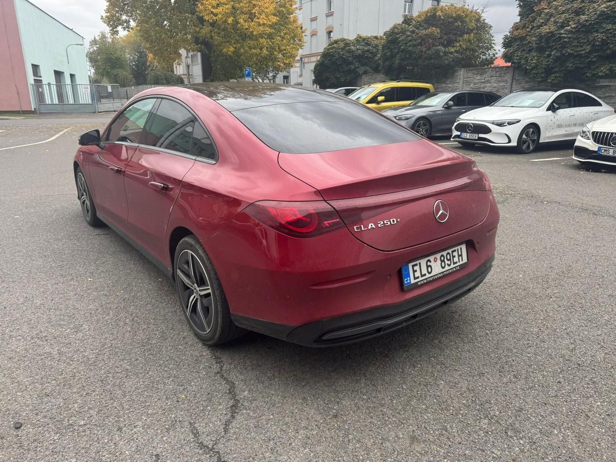Mercedes-Benz CLA, 250+ EQ demo - fotka 5