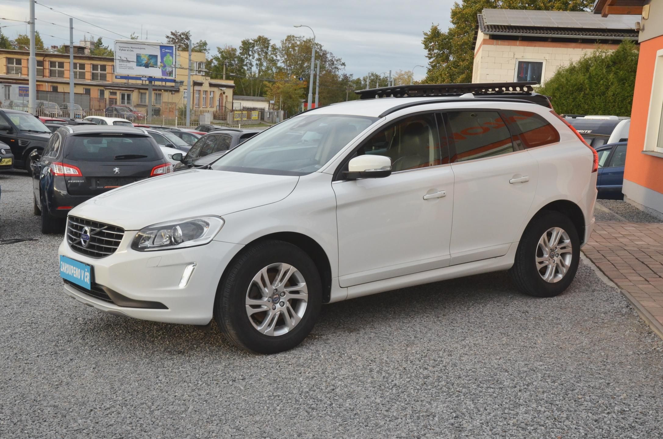 Volvo XC60, 2.4 D4 140kW AWD / ČR / TAŽNÉ - fotka 3