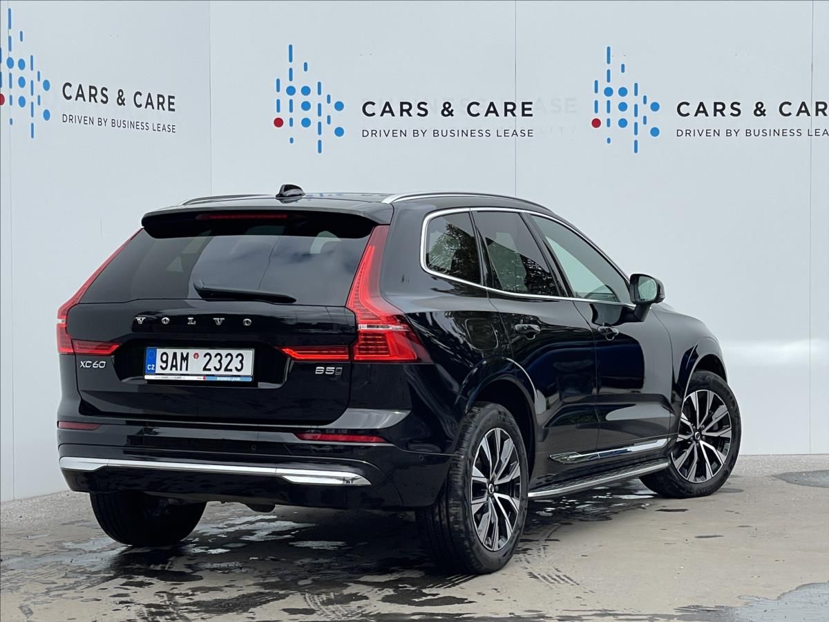 Volvo XC60, 2,0 B5 AWD Plus Bright Panoram - fotka 3