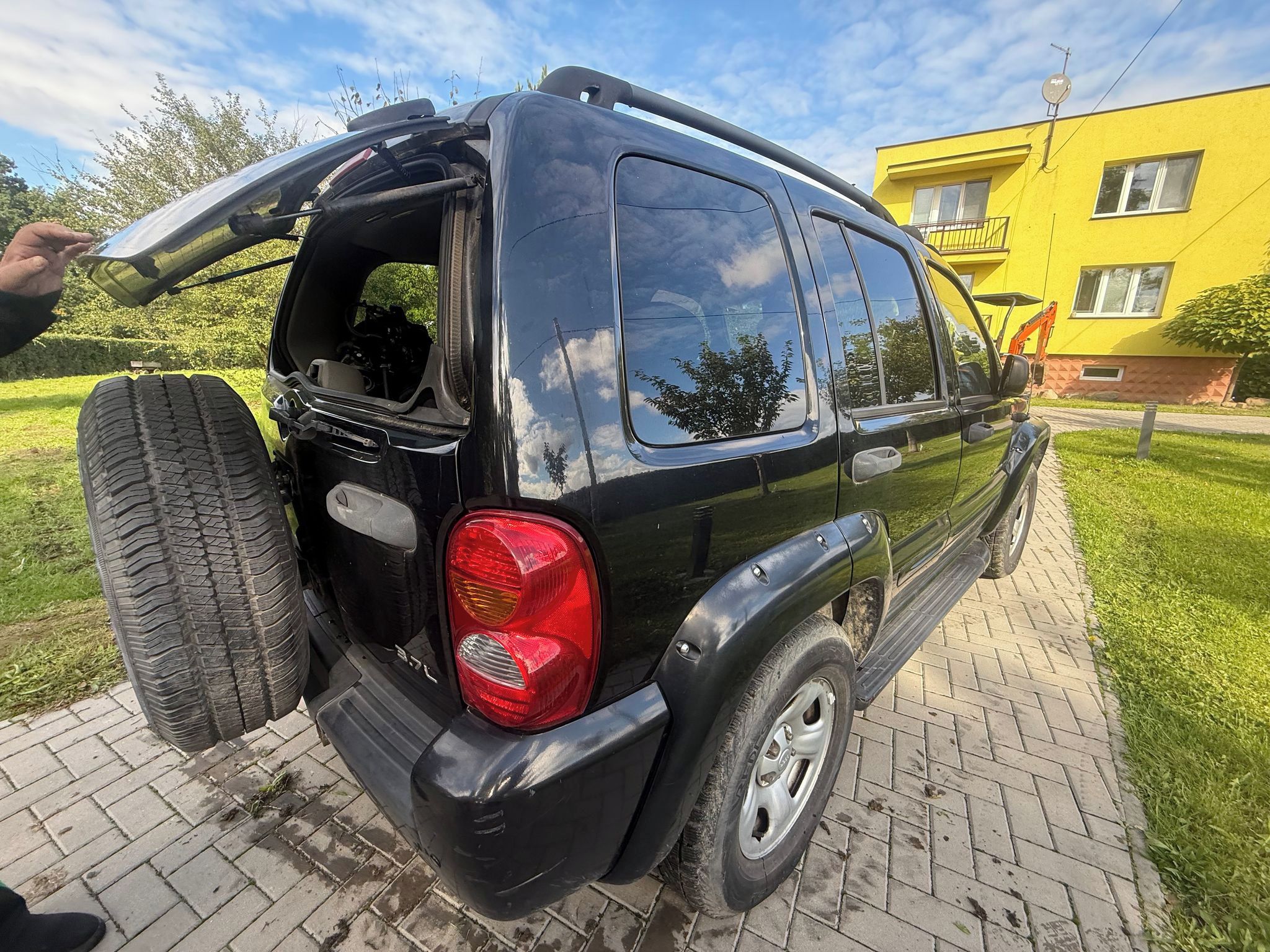 Jeep Liberty, 3,7 lpg 157 kw - fotka 5
