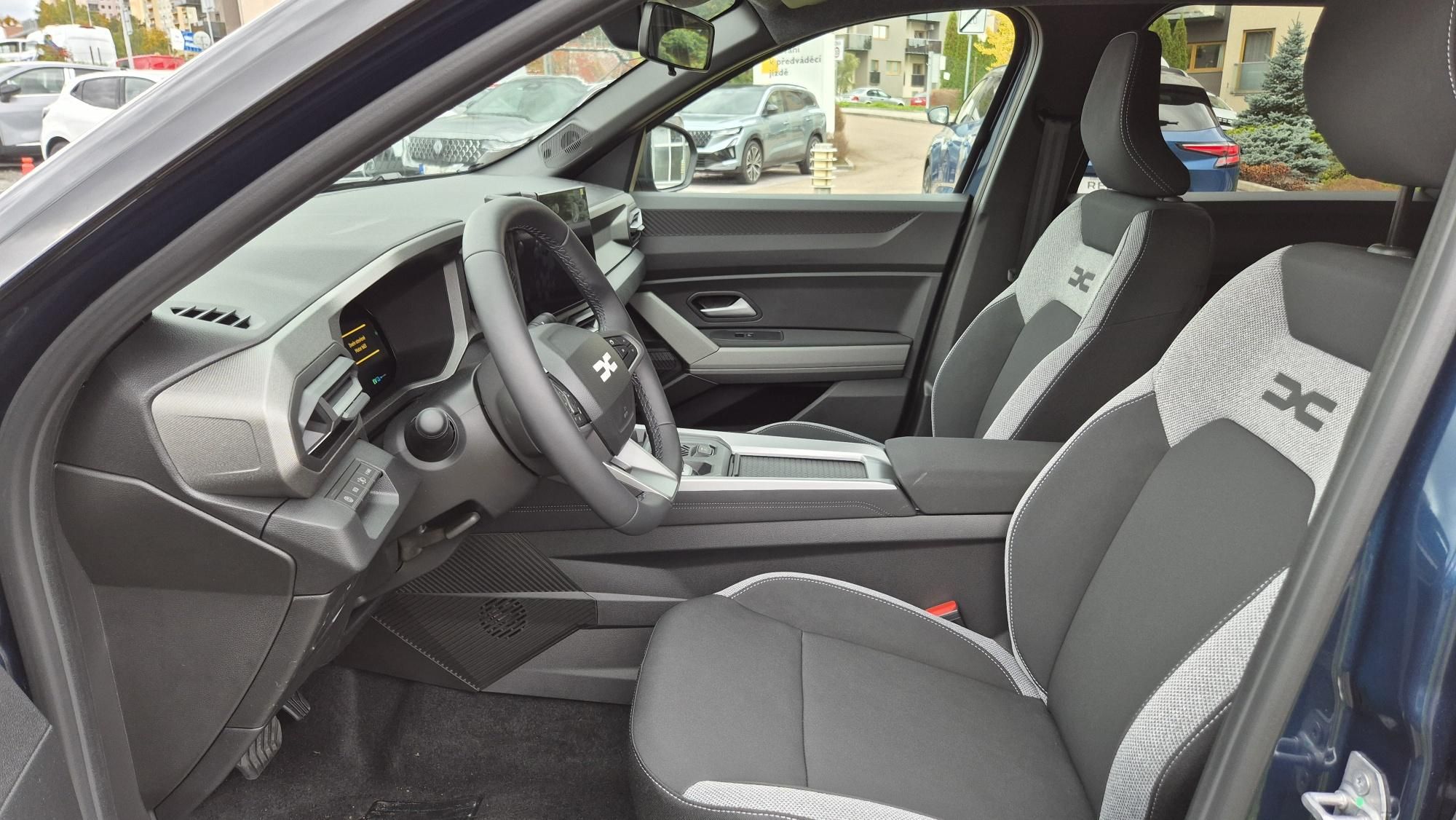 Dacia Bigster, Journey hybrid 155 - fotka 6