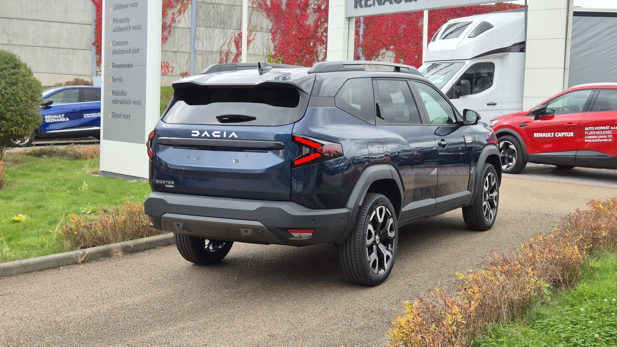 Dacia Bigster, Journey hybrid 155 - fotka 3