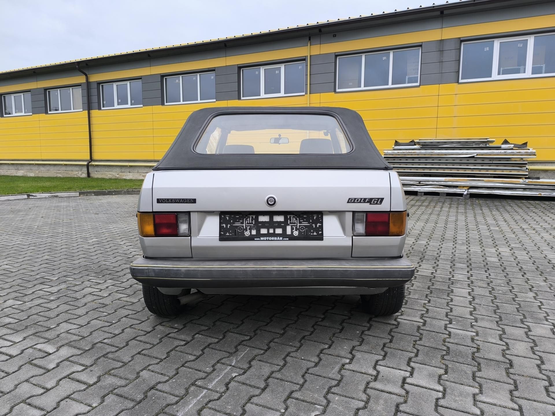 Volkswagen Golf, PŮVODNÍ STAV,KOMPLETNÍ DOK. - fotka 6