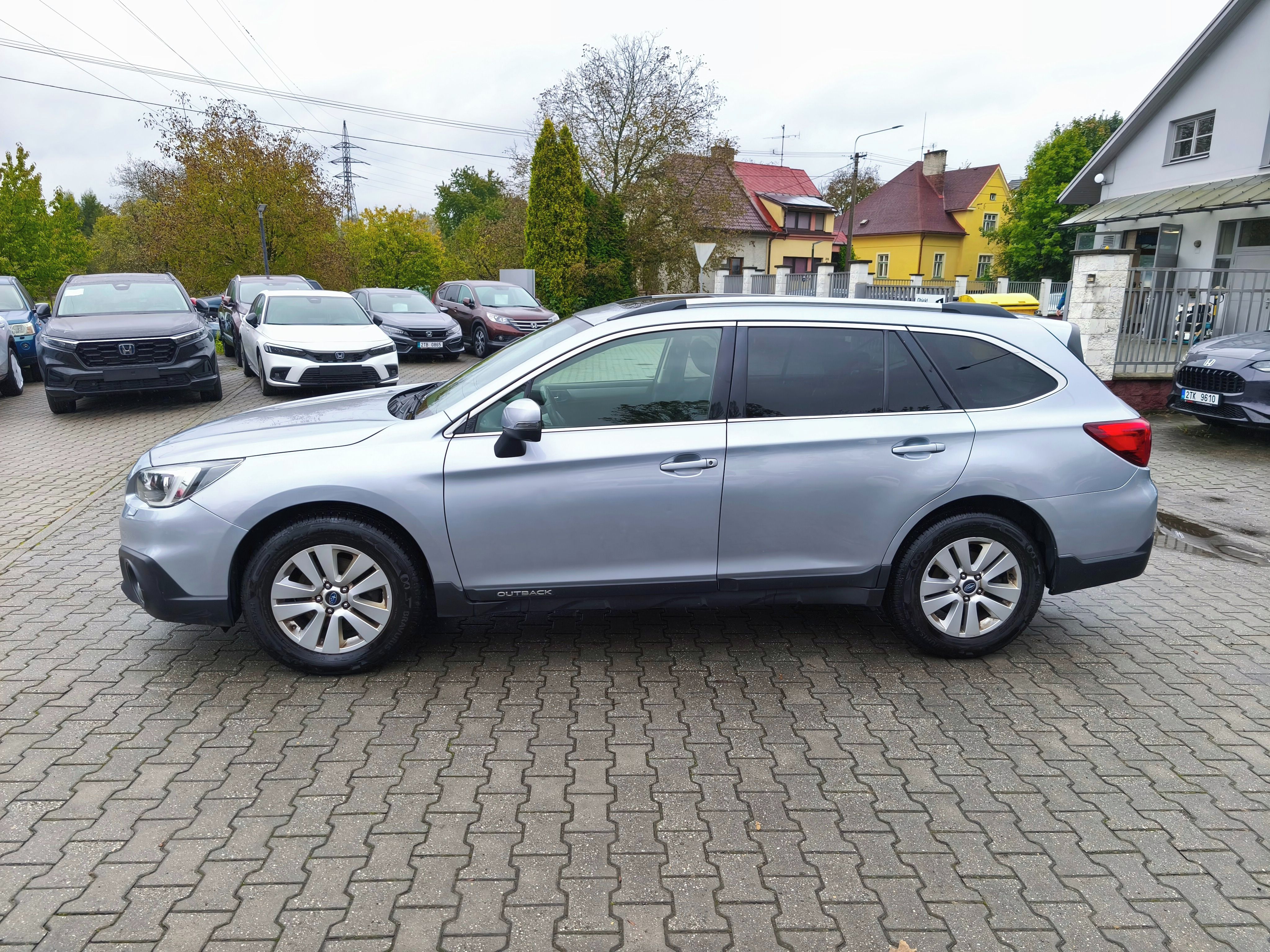 Subaru Outback, 2.5i 129kW ES, CVT, 4x4 - fotka 6