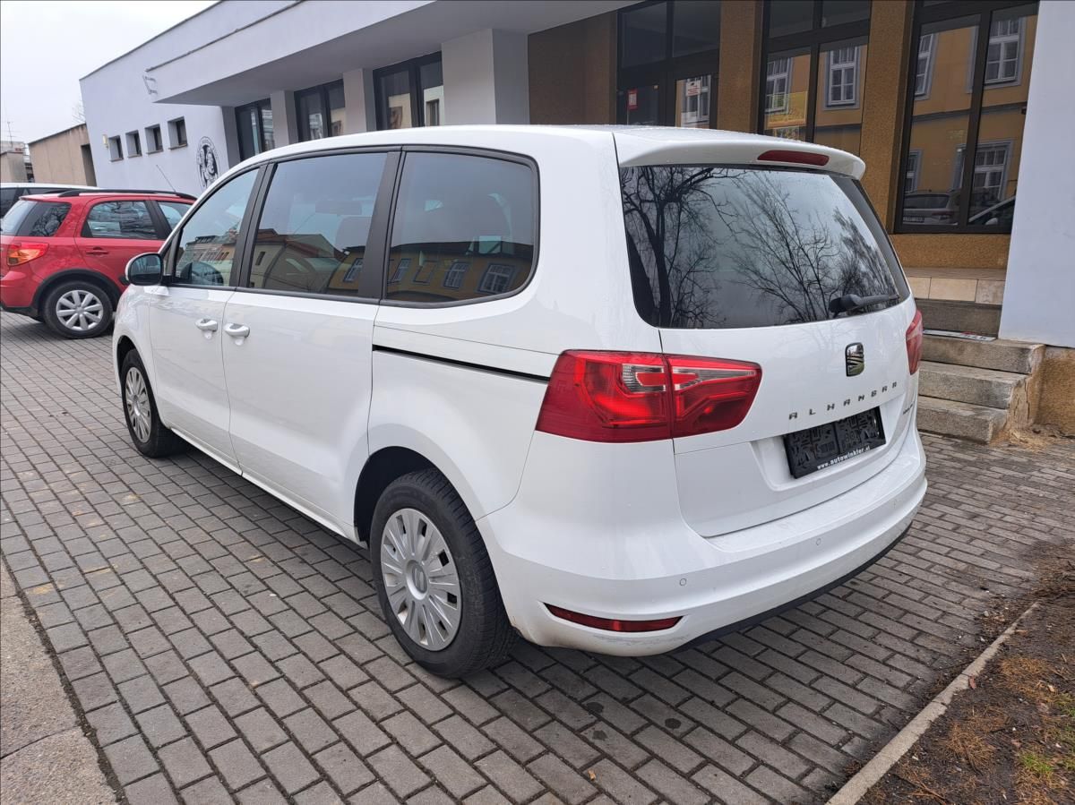 Seat Alhambra, 2,0 TDI - fotka 5