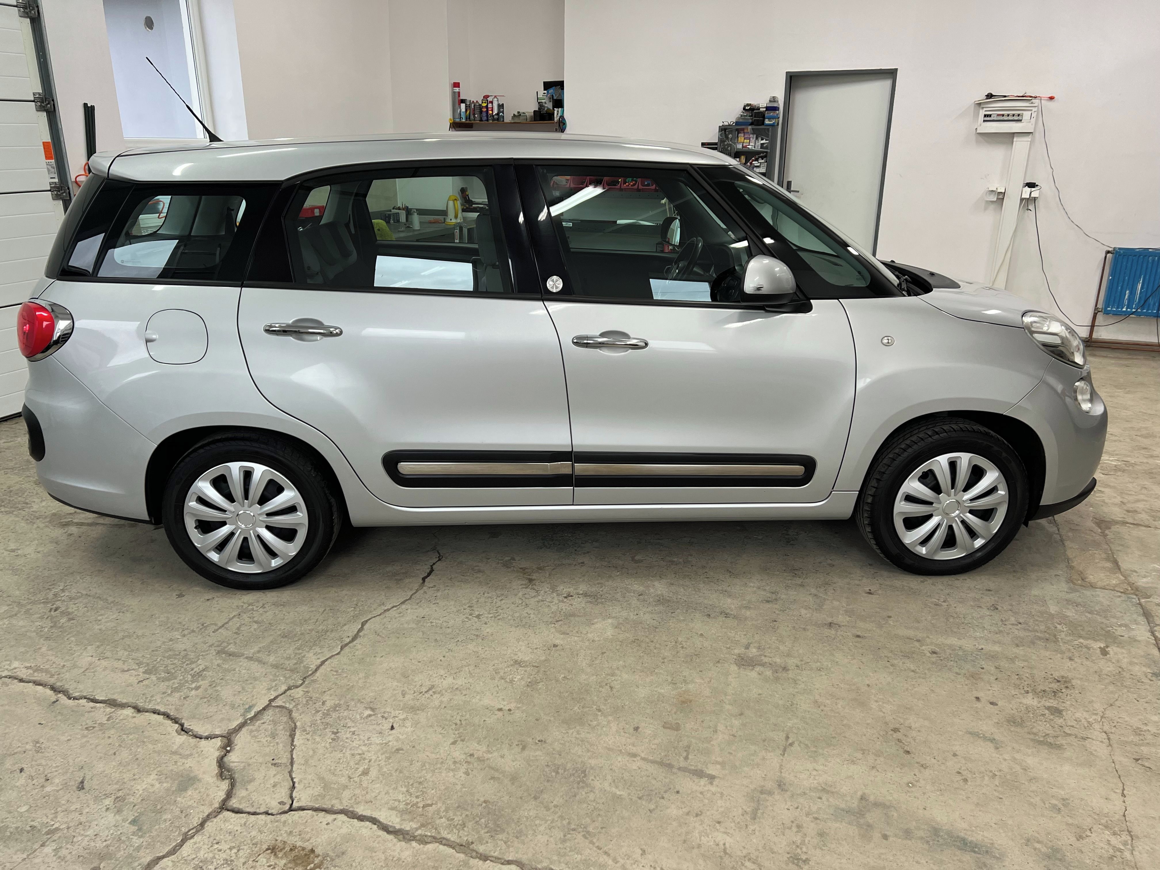 Fiat 500L, 7MÍST TZ VYHŘ.SEDAČKY DIGIKLIM - fotka 4