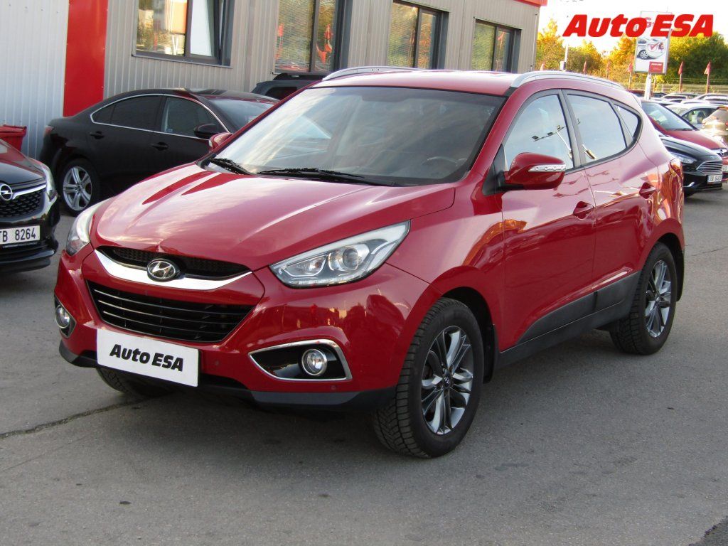 Hyundai ix35, 2.0CRDi 4x4,ČR,rikolor - fotka 3